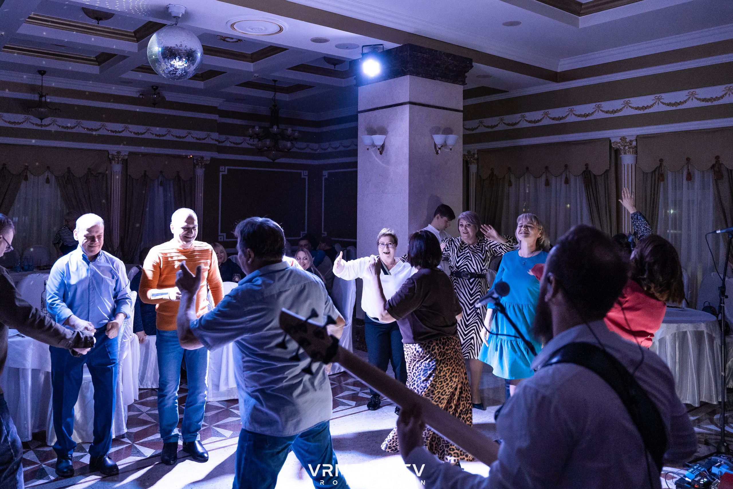 Hot point в ресторане «Империя»