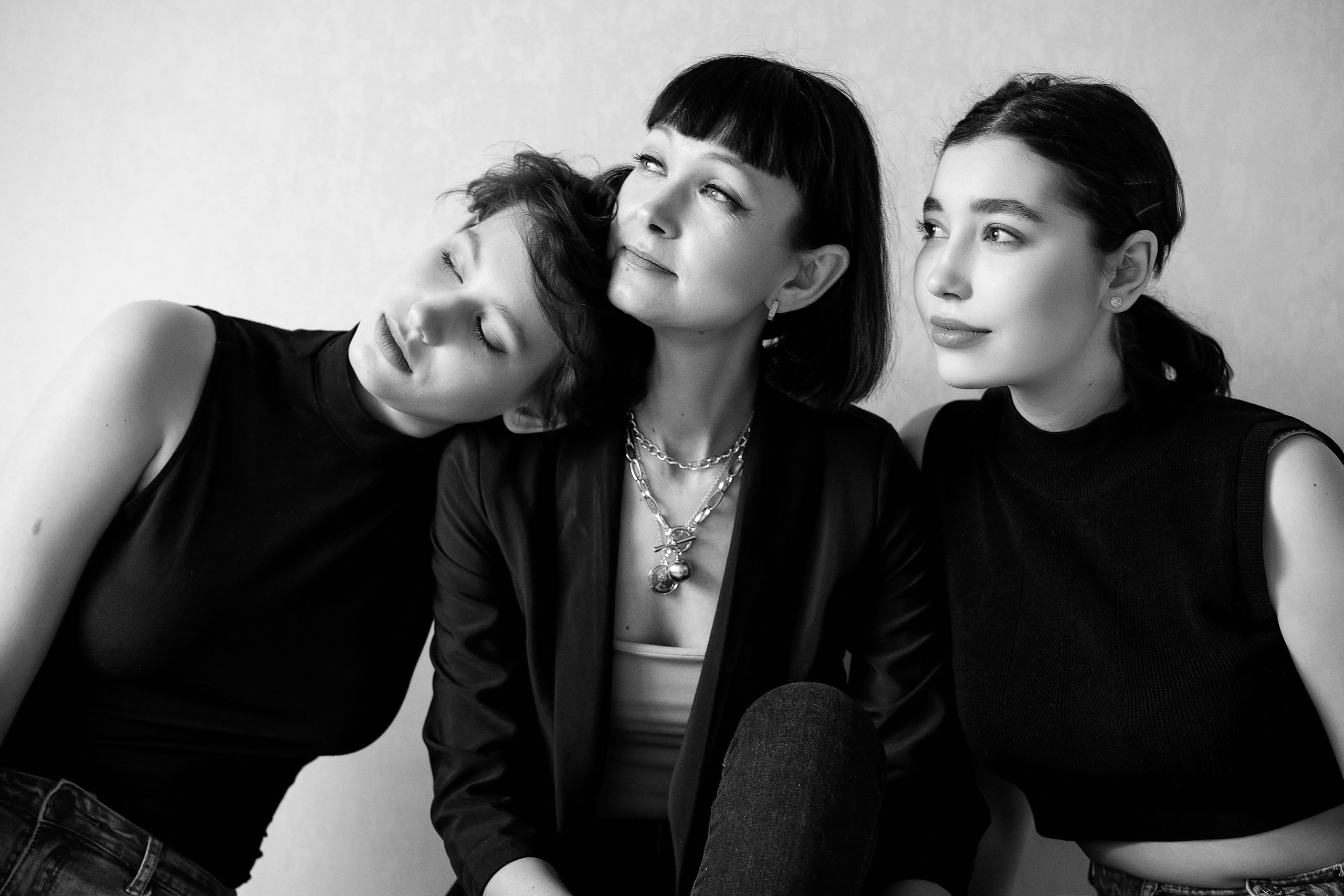 Домашняя семейная фотосессия в Москве, Домодедово, Видное, Бутово, Щербинка. Семейный фотограф Москва и Московская область. Семейная фотосессия на природе. Фотосессия детского праздника. Фотосессия юбилея. Фотосессия в день рождения. Фотограф на годик ребенку. Детский фотограф. Фоторепортаж семейного праздника. Детский фотограф Москва.