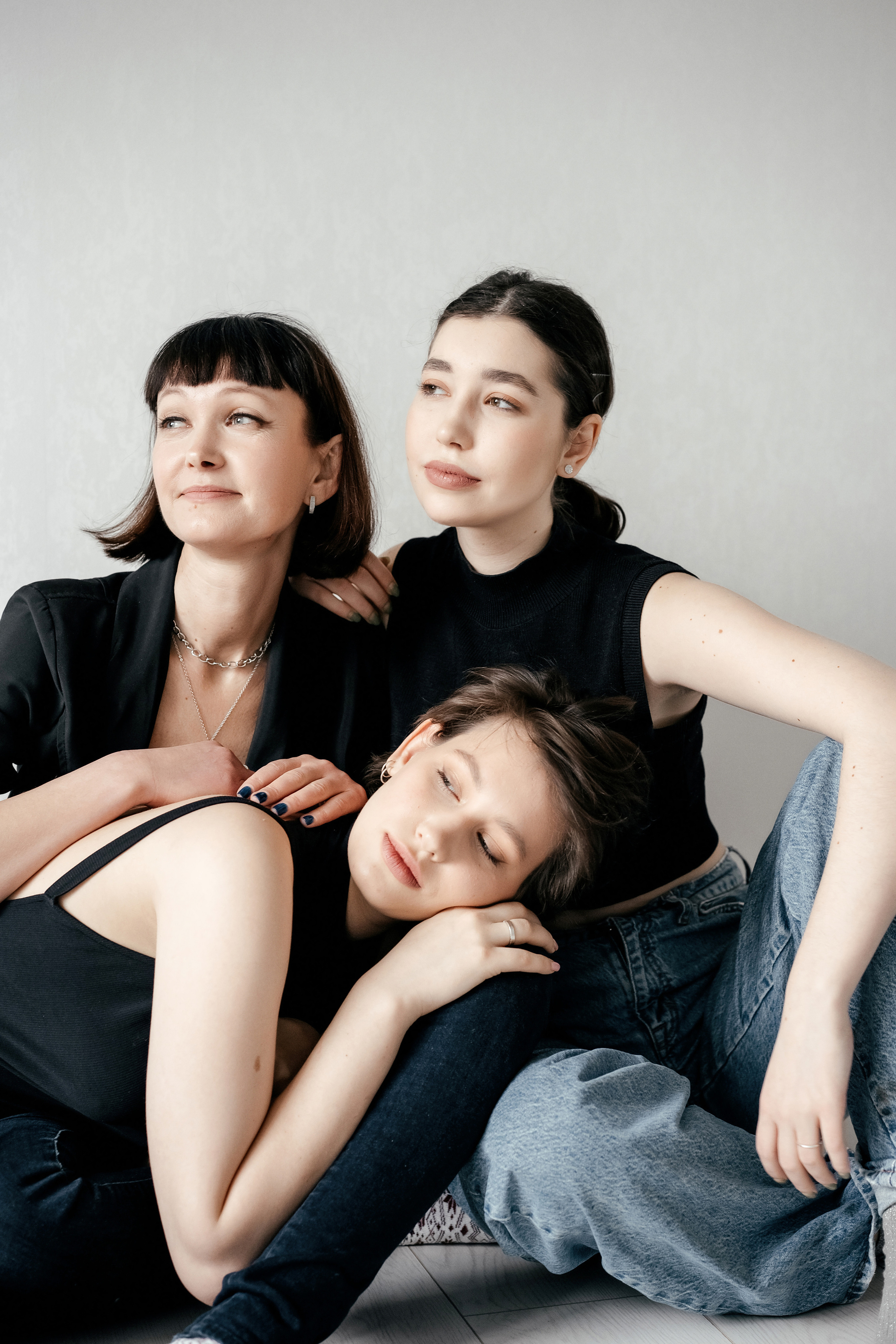 Домашняя семейная фотосессия в Москве, Домодедово, Видное, Бутово, Щербинка. Семейный фотограф Москва и Московская область. Семейная фотосессия на природе. Фотосессия детского праздника. Фотосессия юбилея. Фотосессия в день рождения. Фотограф на годик ребенку. Детский фотограф. Фоторепортаж семейного праздника. Детский фотограф Москва.