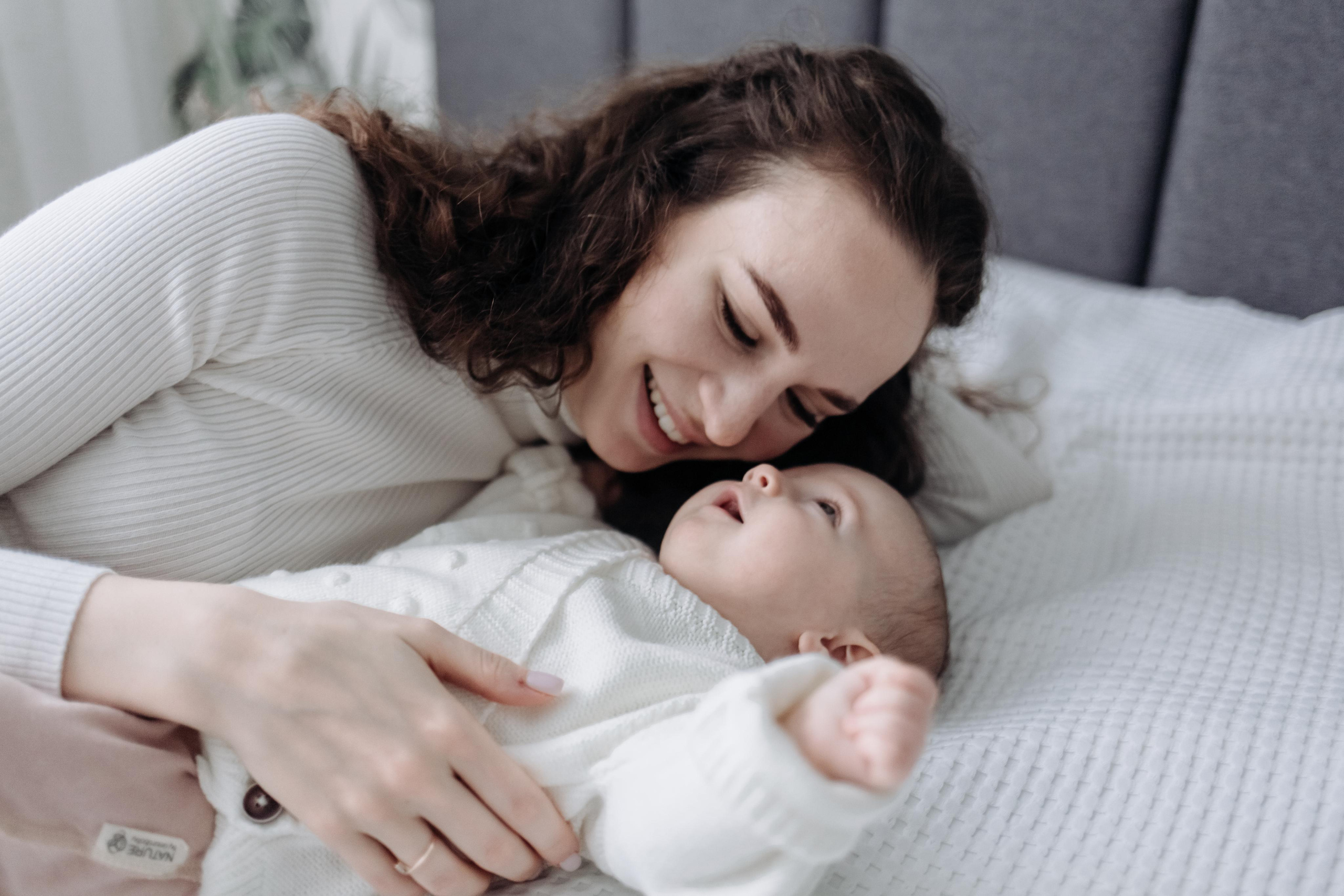 Домашняя семейная фотосессия в Москве, Домодедово, Видное, Бутово, Щербинка. Семейный фотограф Москва и Московская область. Семейная фотосессия на природе. Фотосессия детского праздника. Фотосессия юбилея. Фотосессия в день рождения. Фотограф на годик ребенку. Детский фотограф. Фоторепортаж семейного праздника. Детский фотограф Москва.