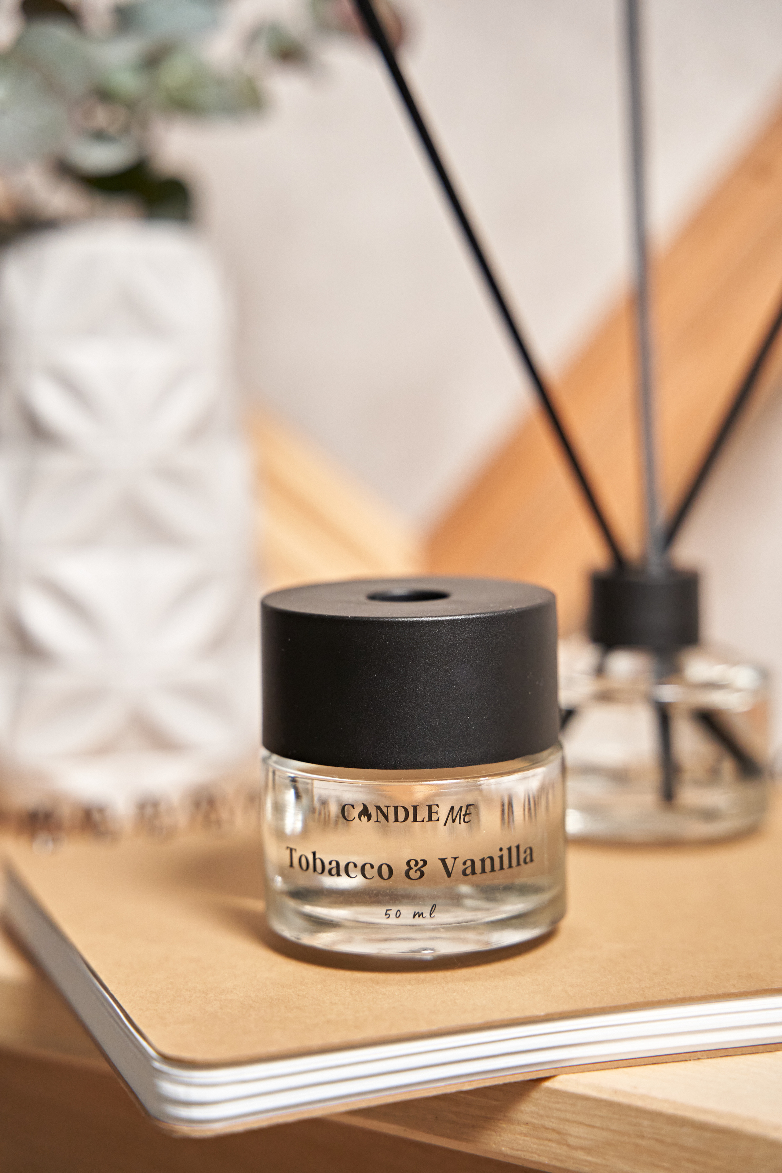 Предметная фотосессия. Предметный фотограф. Фотосессия косметики. Фотосессия свечей. Красивая предметная фотография. Визуал. Контент для интернет-магазина свечей, косметики и предметов интерьера.