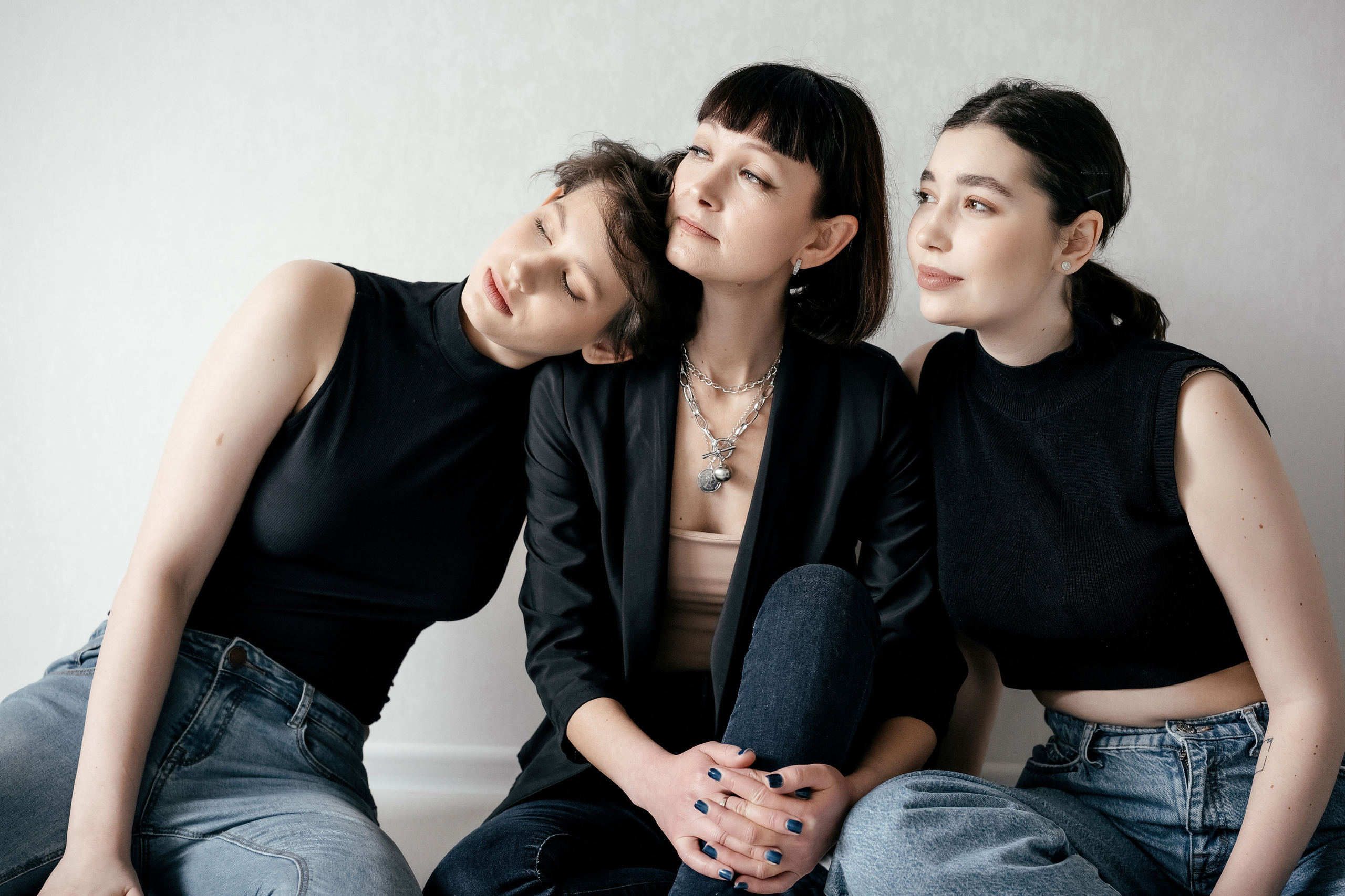 Домашняя семейная фотосессия в Москве, Домодедово, Видное, Бутово, Щербинка. Семейный фотограф Москва и Московская область. Семейная фотосессия на природе. Фотосессия детского праздника. Фотосессия юбилея. Фотосессия в день рождения. Фотограф на годик ребенку. Детский фотограф. Фоторепортаж семейного праздника. Детский фотограф Москва.