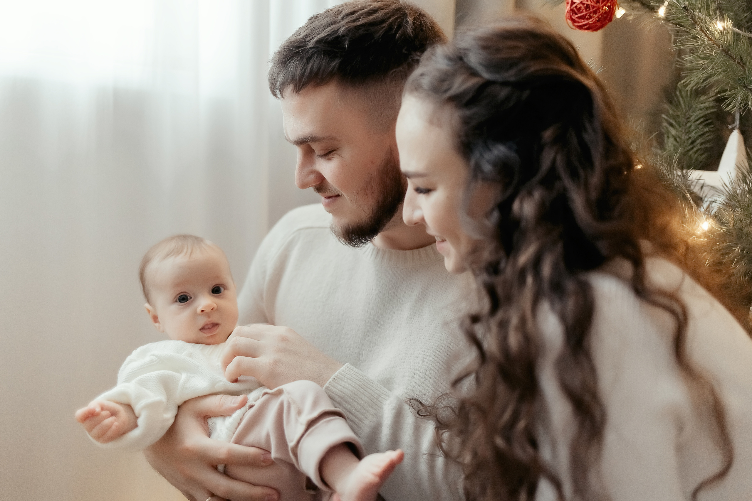 Домашняя семейная фотосессия в Москве, Домодедово, Видное, Бутово, Щербинка. Семейный фотограф Москва и Московская область. Семейная фотосессия на природе. Фотосессия детского праздника. Фотосессия юбилея. Фотосессия в день рождения. Фотограф на годик ребенку. Детский фотограф. Фоторепортаж семейного праздника. Детский фотограф Москва.
