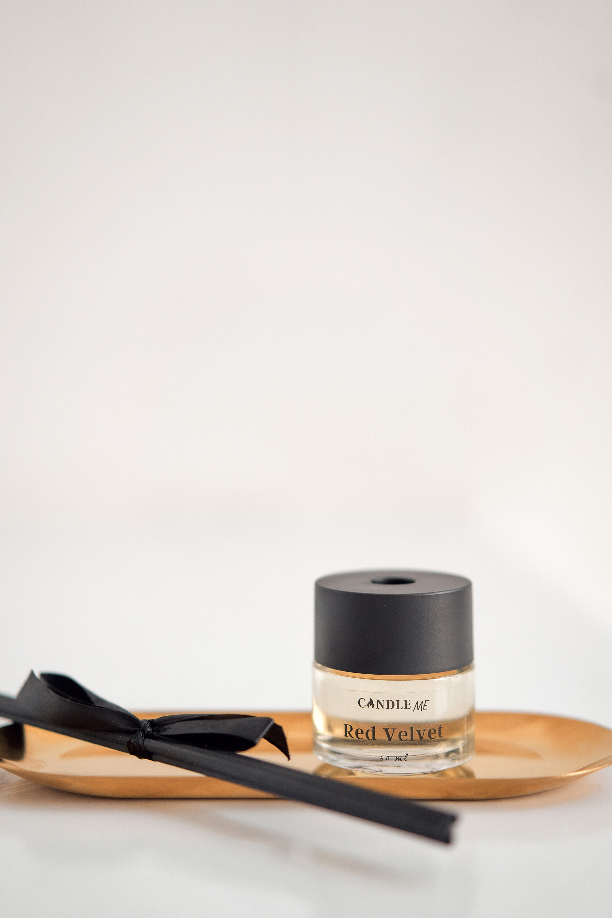 Предметная фотосессия. Предметный фотограф. Фотосессия косметики. Фотосессия свечей. Красивая предметная фотография. Визуал. Контент для интернет-магазина свечей, косметики и предметов интерьера.