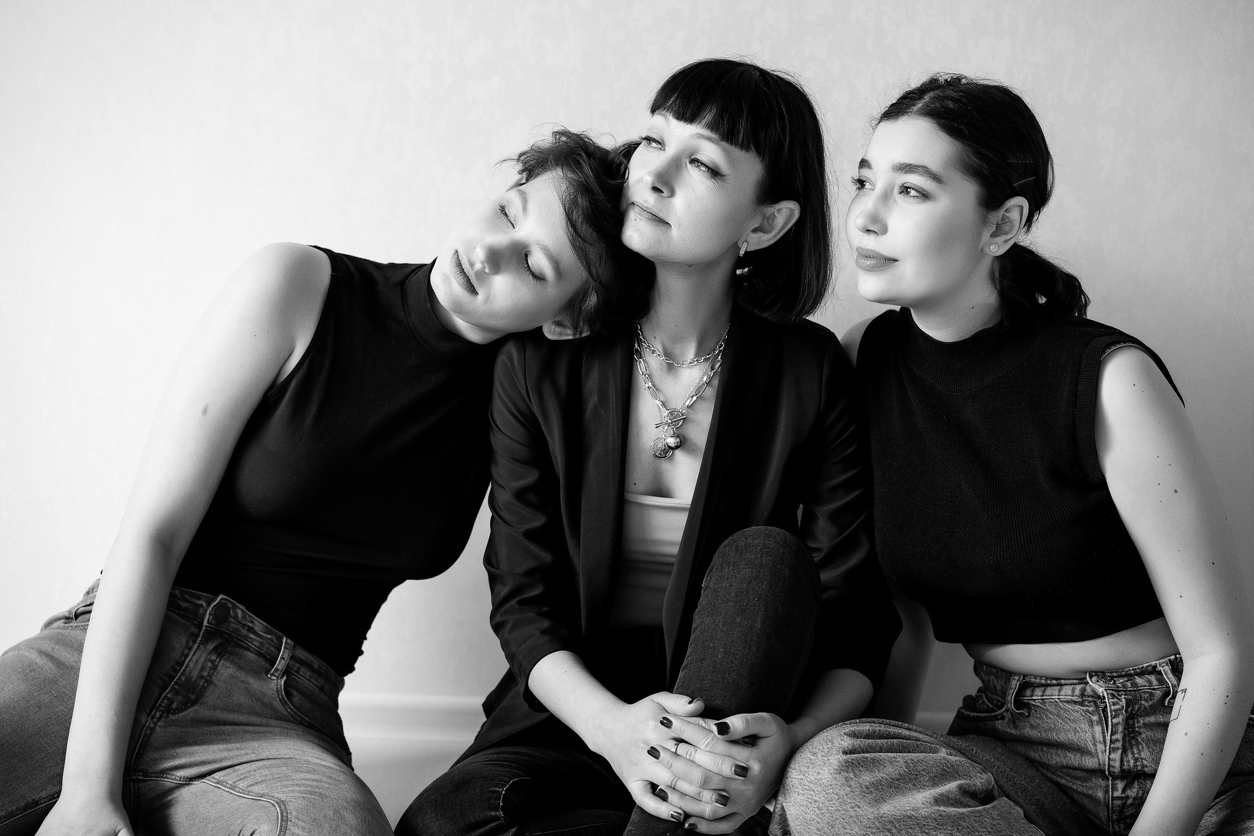 Домашняя семейная фотосессия в Москве, Домодедово, Видное, Бутово, Щербинка. Семейный фотограф Москва и Московская область. Семейная фотосессия на природе. Фотосессия детского праздника. Фотосессия юбилея. Фотосессия в день рождения. Фотограф на годик ребенку. Детский фотограф. Фоторепортаж семейного праздника. Детский фотограф Москва.