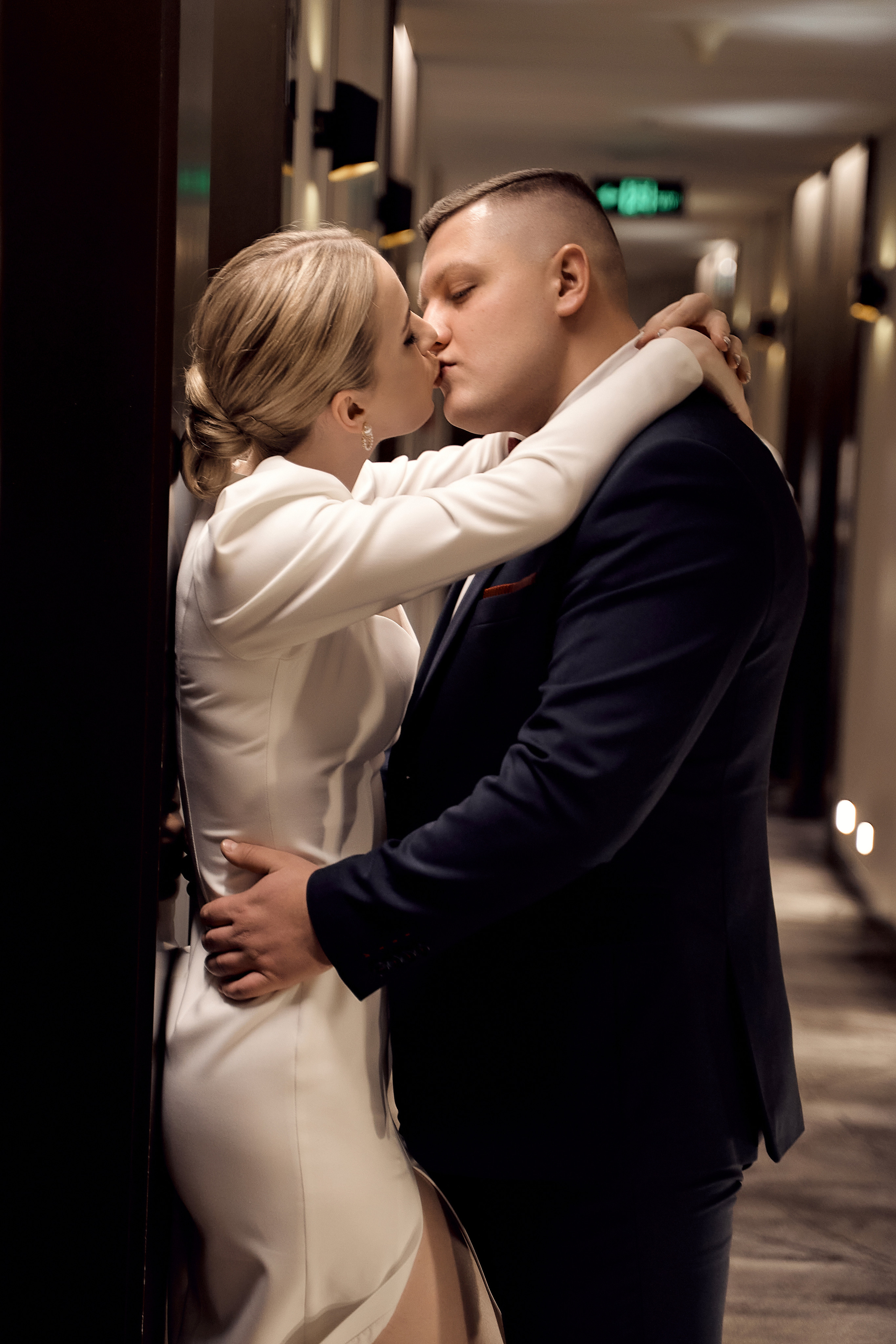 Свадебная фотосессия в отеле