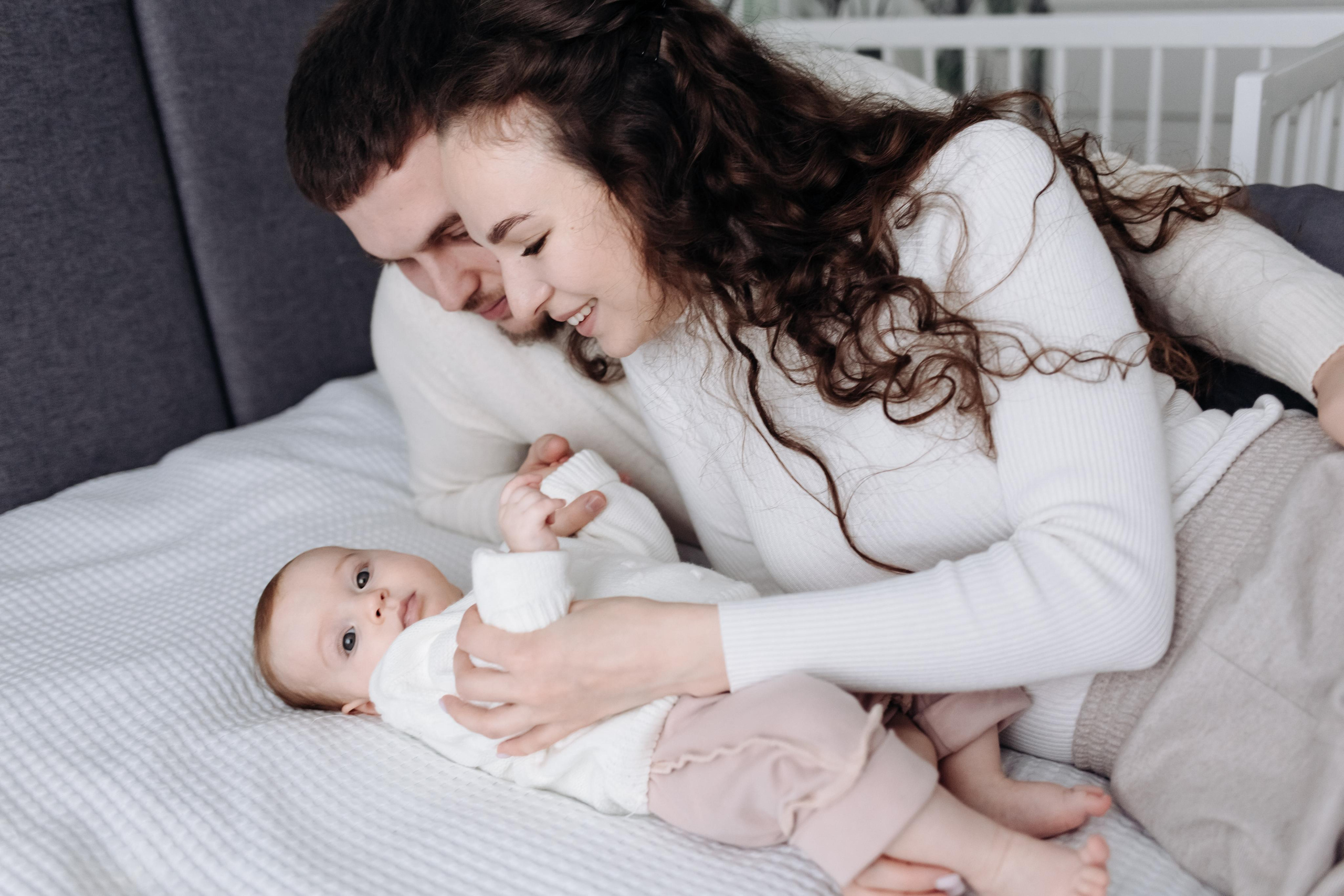 Домашняя семейная фотосессия в Москве, Домодедово, Видное, Бутово, Щербинка. Семейный фотограф Москва и Московская область. Семейная фотосессия на природе. Фотосессия детского праздника. Фотосессия юбилея. Фотосессия в день рождения. Фотограф на годик ребенку. Детский фотограф. Фоторепортаж семейного праздника. Детский фотограф Москва.