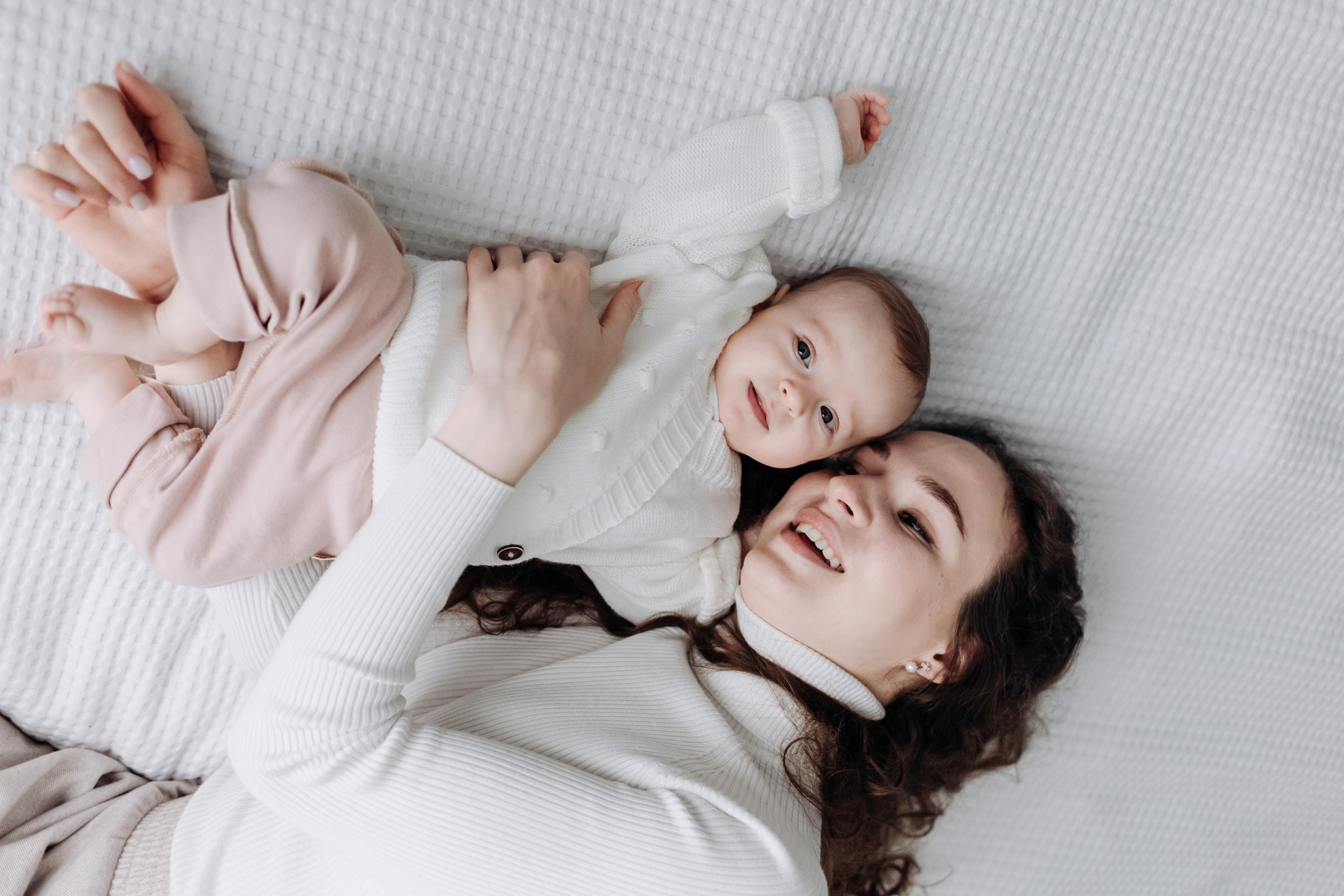 Домашняя семейная фотосессия в Москве, Домодедово, Видное, Бутово, Щербинка. Семейный фотограф Москва и Московская область. Семейная фотосессия на природе. Фотосессия детского праздника. Фотосессия юбилея. Фотосессия в день рождения. Фотограф на годик ребенку. Детский фотограф. Фоторепортаж семейного праздника. Детский фотограф Москва.