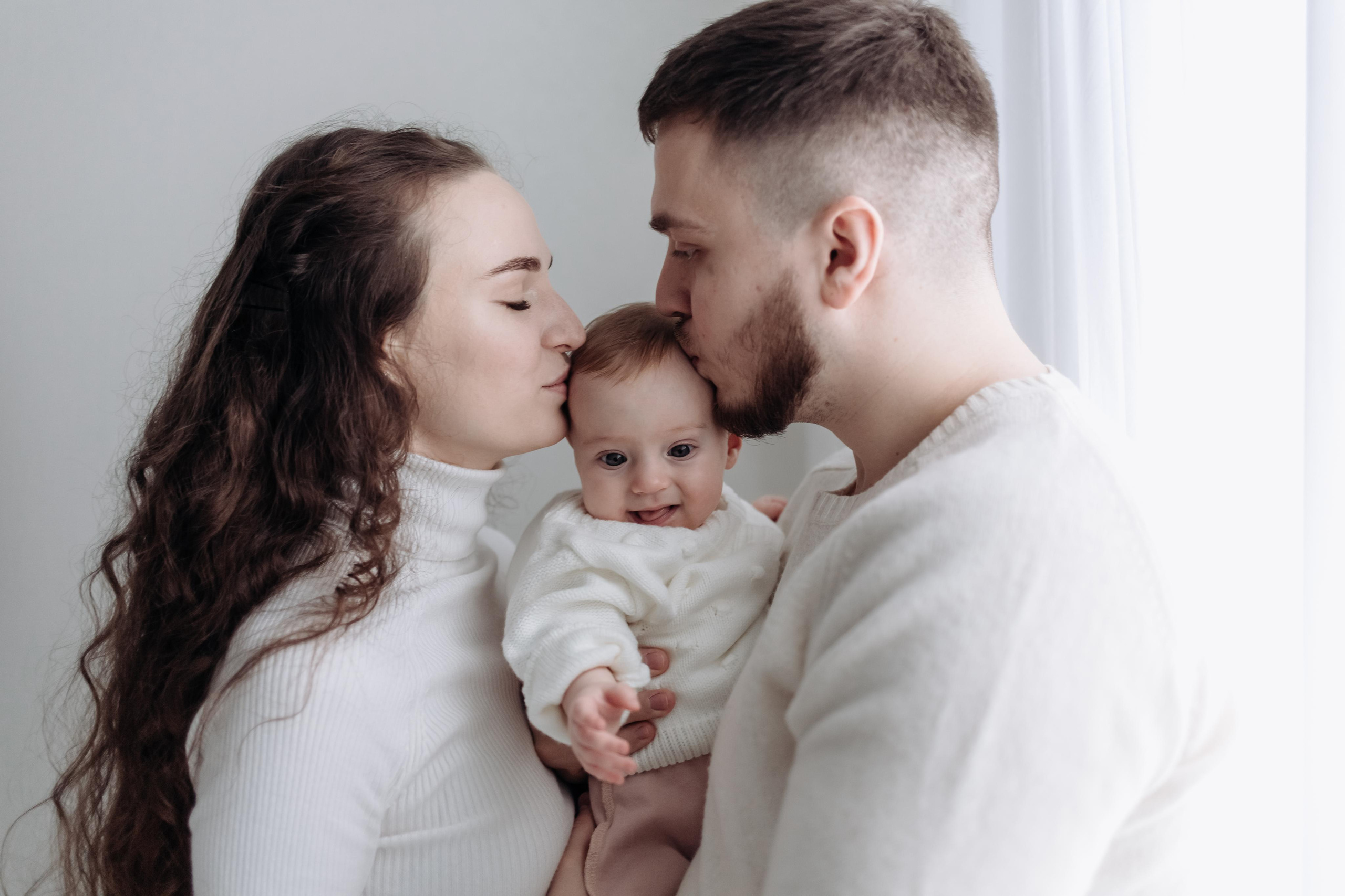 Домашняя семейная фотосессия в Москве, Домодедово, Видное, Бутово, Щербинка. Семейный фотограф Москва и Московская область. Семейная фотосессия на природе. Фотосессия детского праздника. Фотосессия юбилея. Фотосессия в день рождения. Фотограф на годик ребенку. Детский фотограф. Фоторепортаж семейного праздника. Детский фотограф Москва.