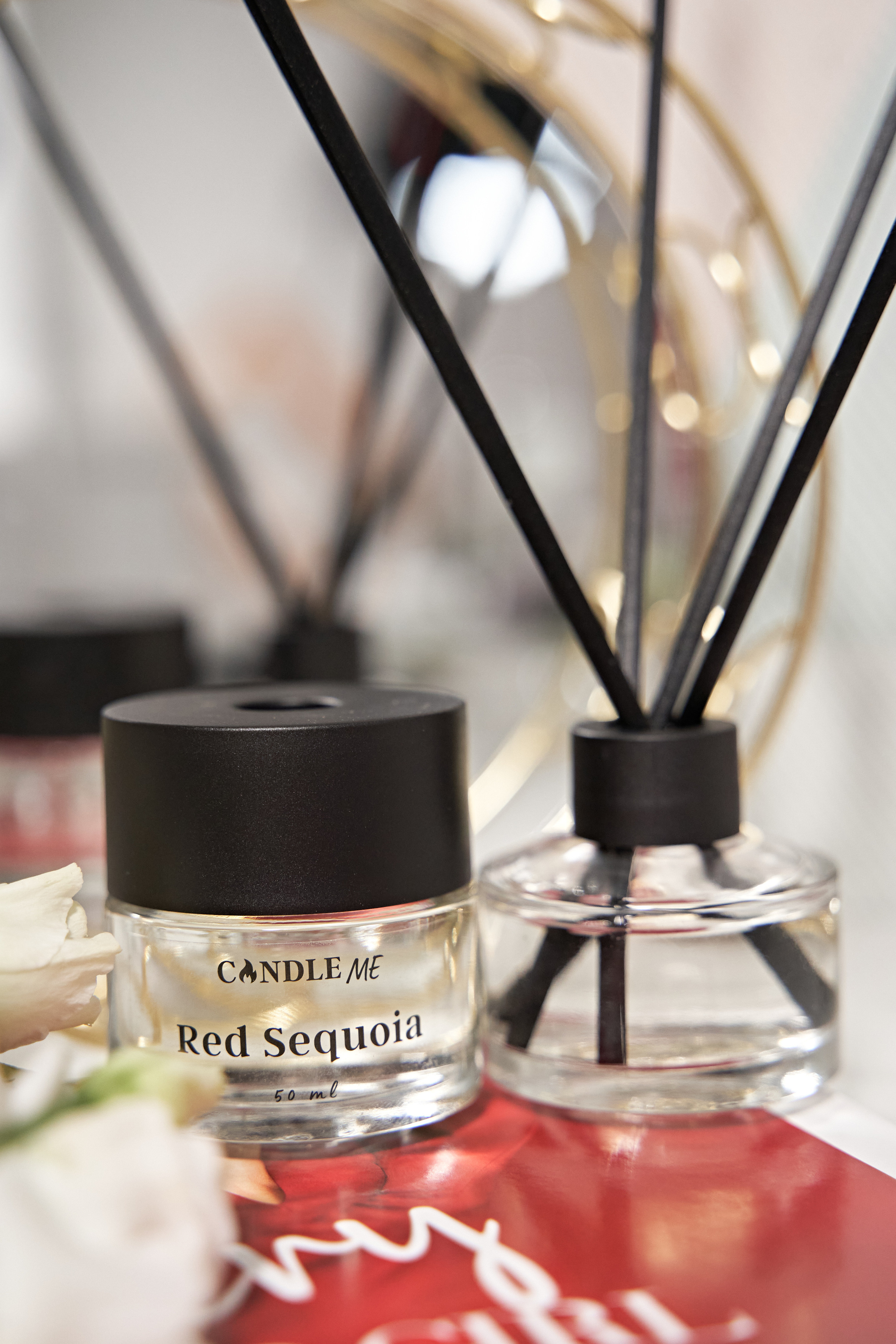 Предметная фотосессия. Предметный фотограф. Фотосессия косметики. Фотосессия свечей. Красивая предметная фотография. Визуал. Контент для интернет-магазина свечей, косметики и предметов интерьера.