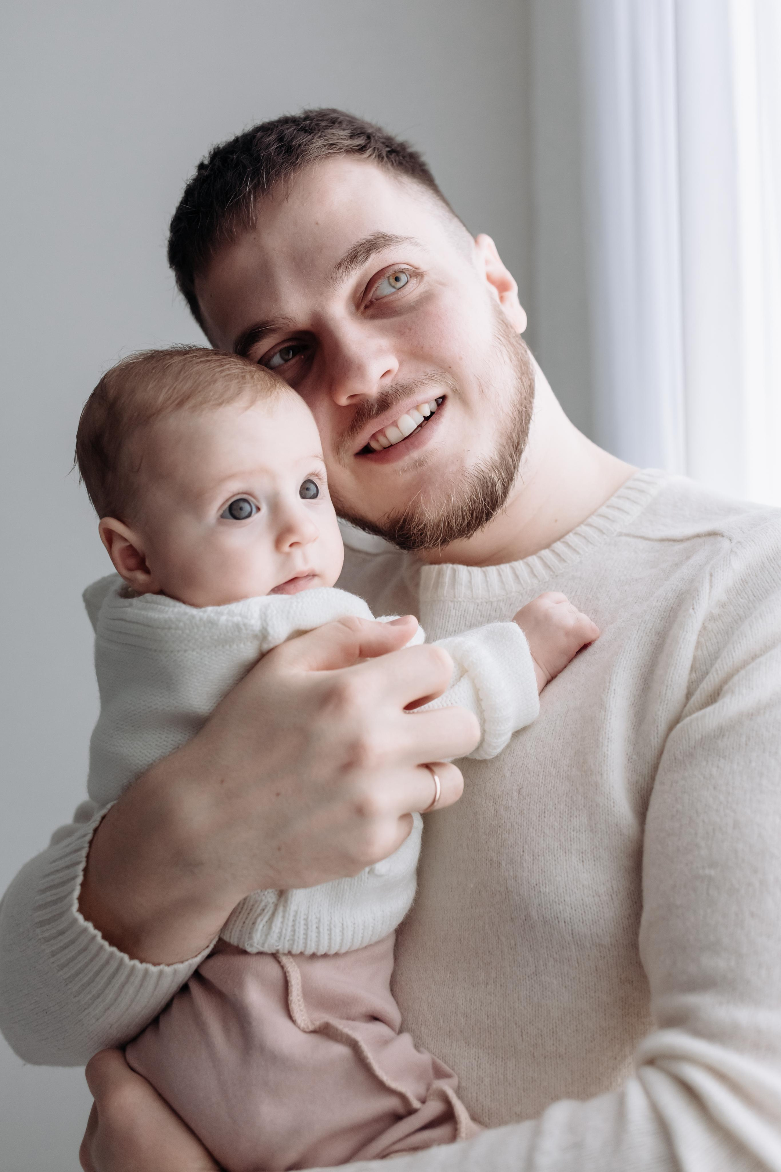 Домашняя семейная фотосессия в Москве, Домодедово, Видное, Бутово, Щербинка. Семейный фотограф Москва и Московская область. Семейная фотосессия на природе. Фотосессия детского праздника. Фотосессия юбилея. Фотосессия в день рождения. Фотограф на годик ребенку. Детский фотограф. Фоторепортаж семейного праздника. Детский фотограф Москва.