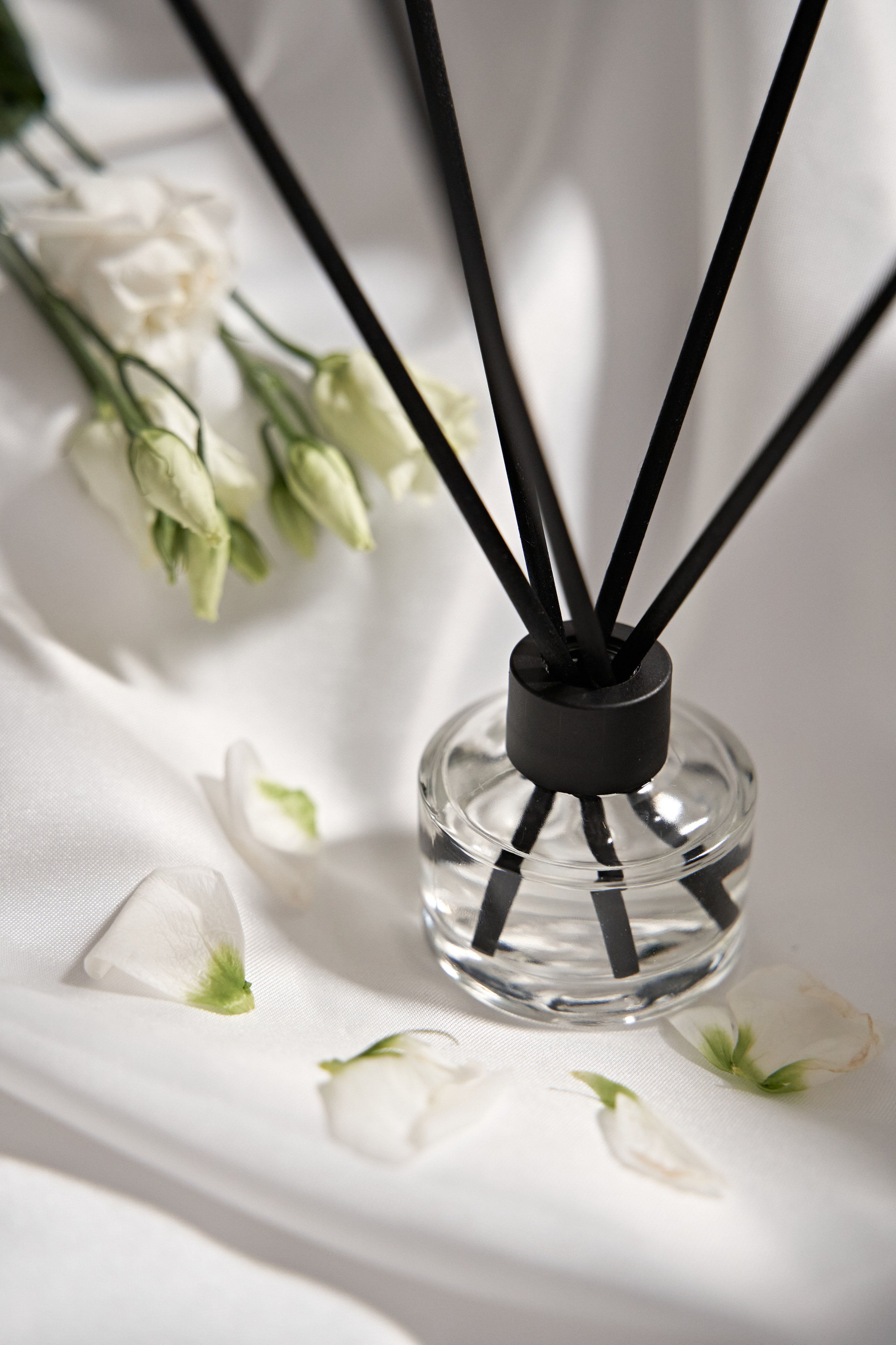 Предметная фотосессия. Предметный фотограф. Фотосессия косметики. Фотосессия свечей. Красивая предметная фотография. Визуал. Контент для интернет-магазина свечей, косметики и предметов интерьера.