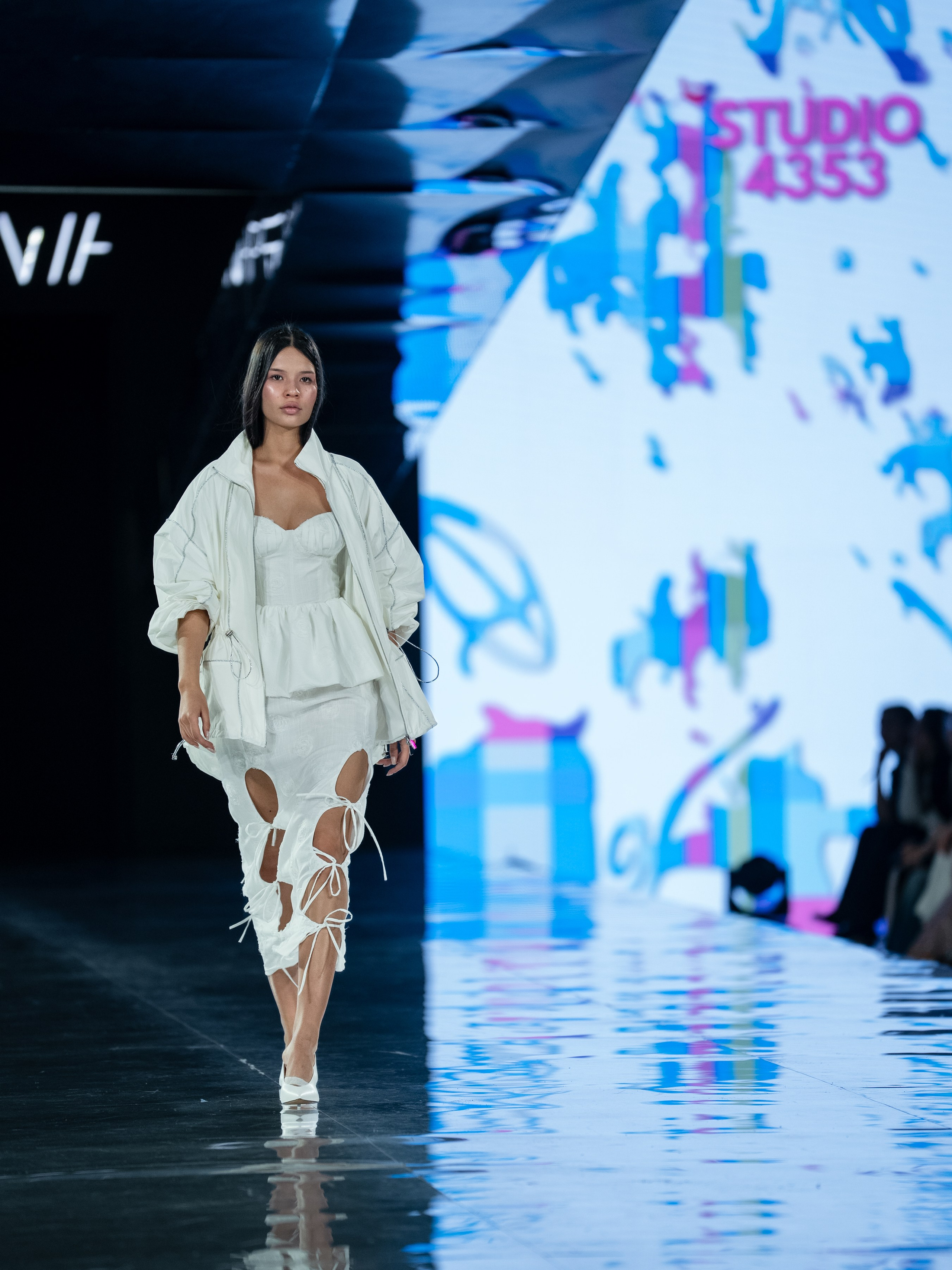 Visa Fashion Week Studio 4353. Сайт Алматинского НЮ АРТ, будуар и фэшн фотографа Дениса Карпенко