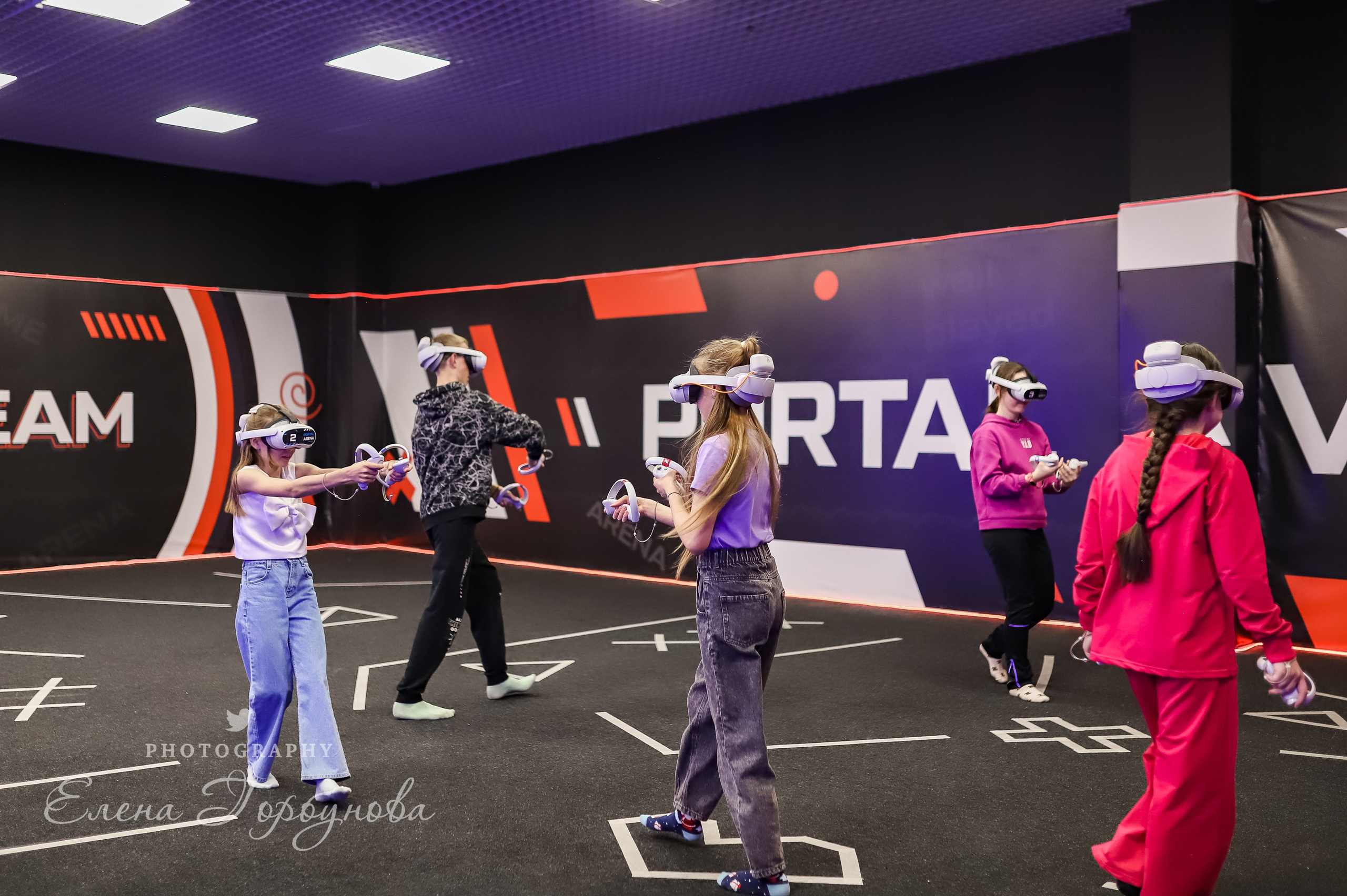 Репортаж в виртуальной реальности. Май 2024. Фотограф Пермь. Свадьбы. Семья и дети, школа, д. сад. Фотокниги