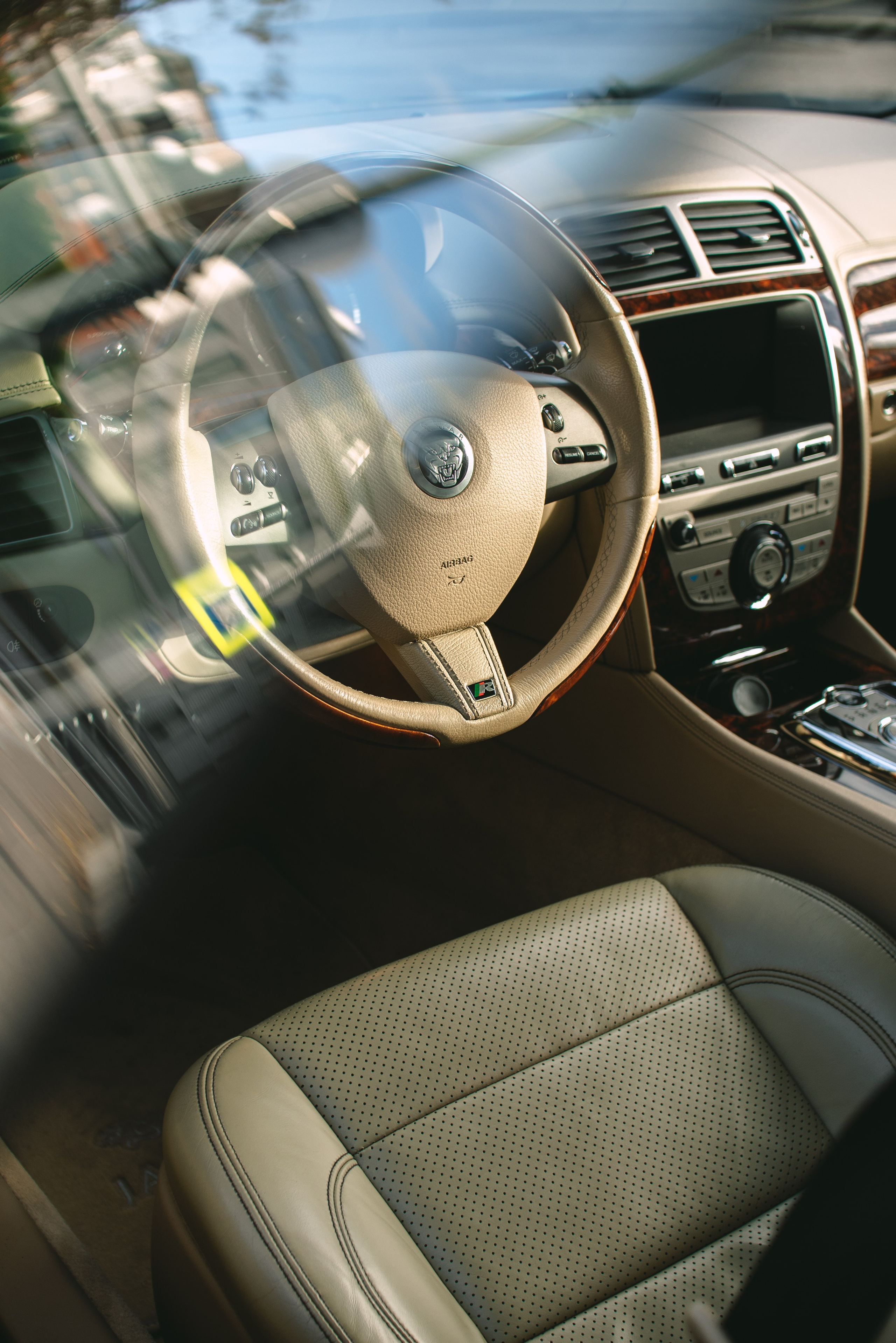 Jaguar XKR в Москве. Жуков Илья  свадебный фотограф в Москве