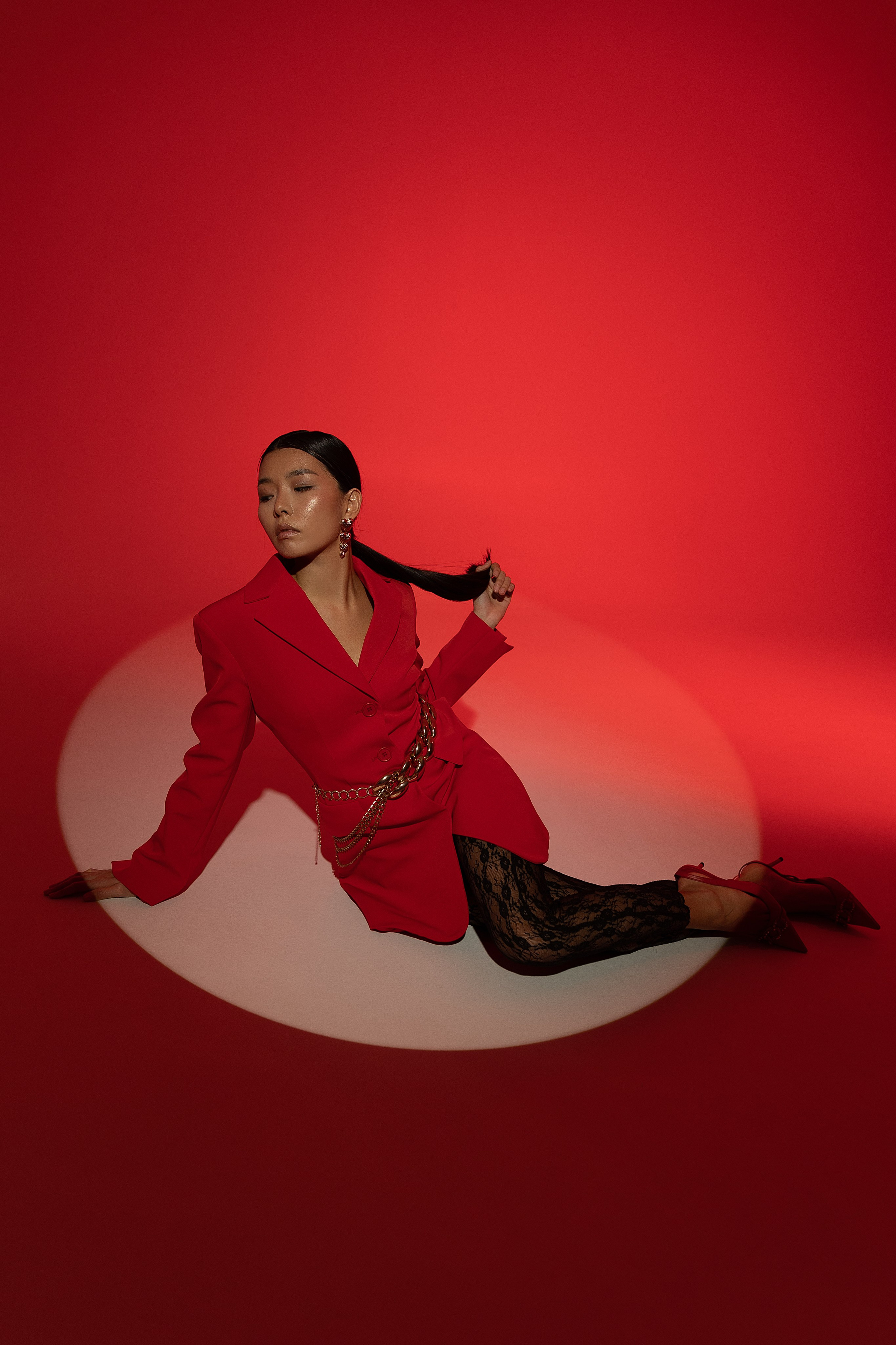 Настя студия 013. Женский фотограф в Екатеринбурге Марина Логинова