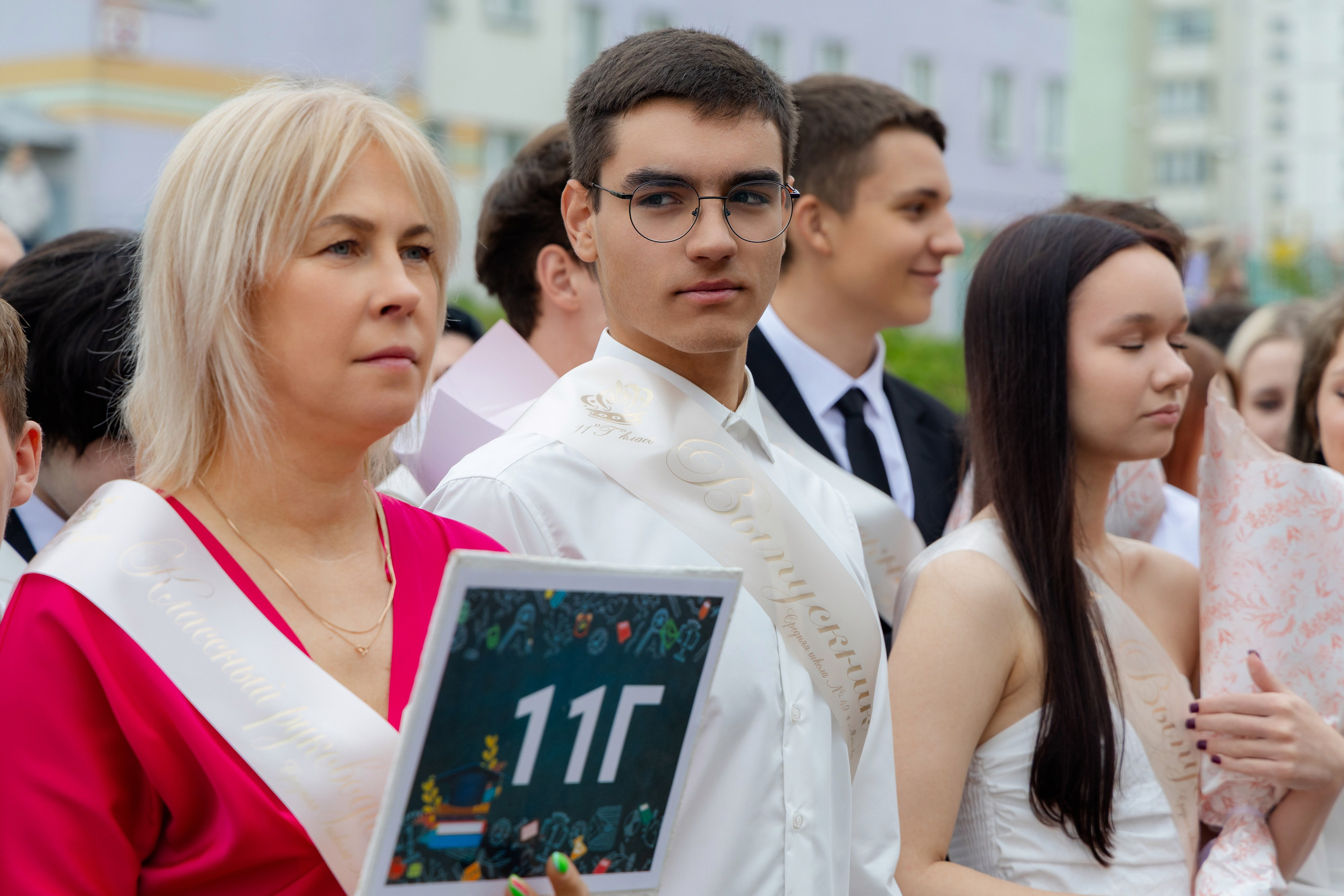 Последний звонок 2025 в Минске. Свадебный фотограф в Минске/Беларуси Сергей Спиридонов