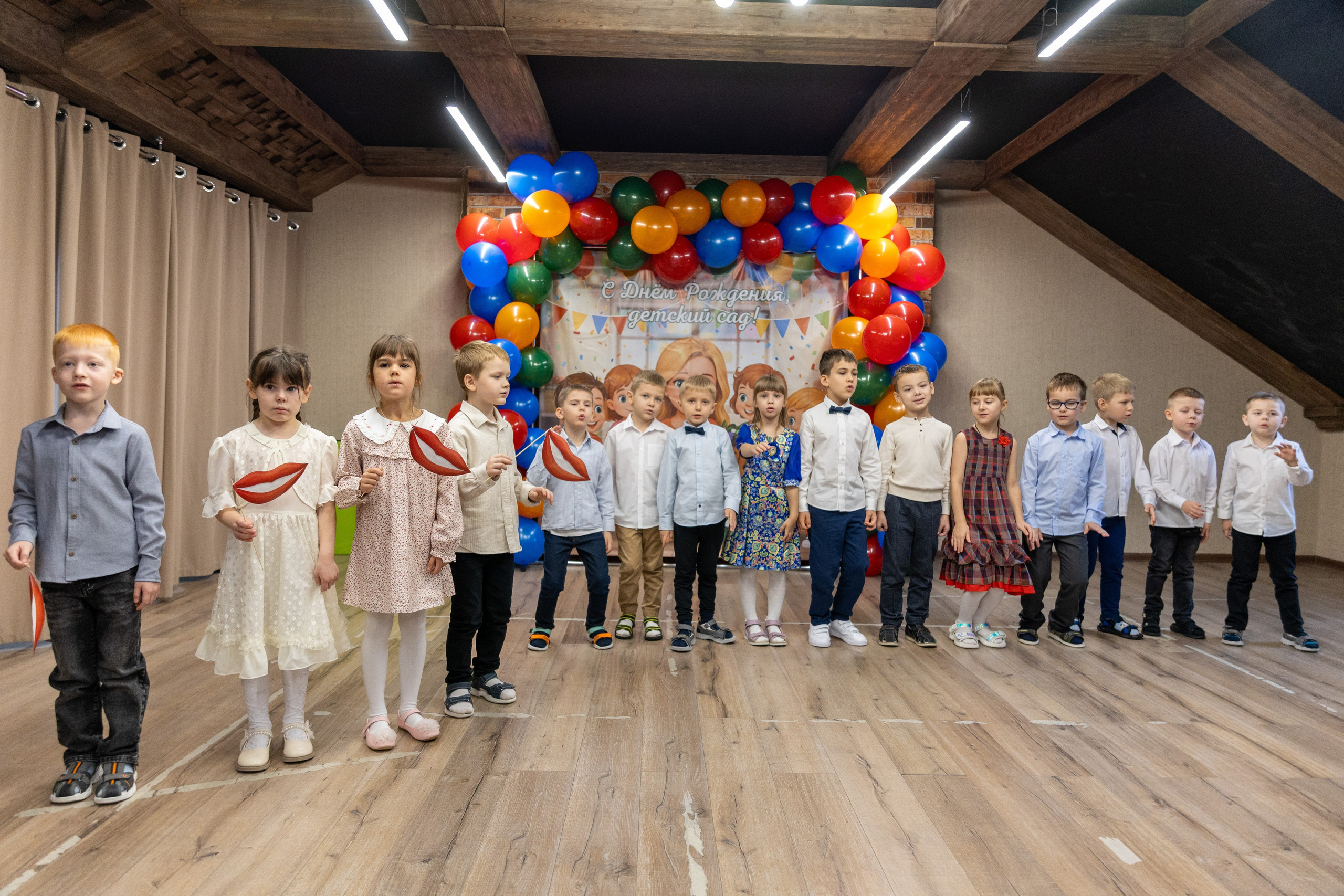 ДС «Гнездышко» и СОШ «Знайка», 8 лет. Сайт фотографа Ирины Аникановой