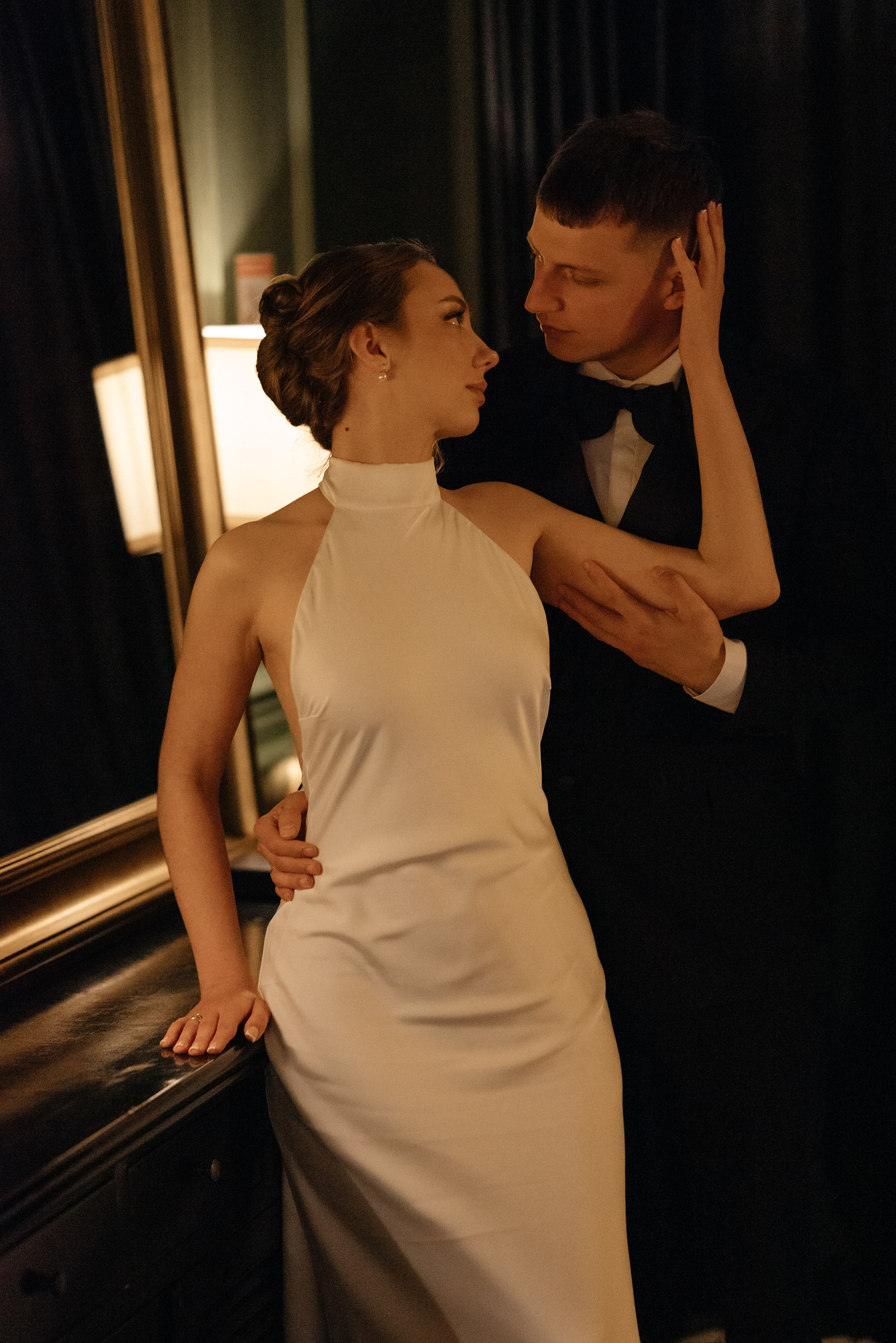 Wedding day in Martinique Bar. Wedding PHOTOGRAPHER Andrew Vnukov