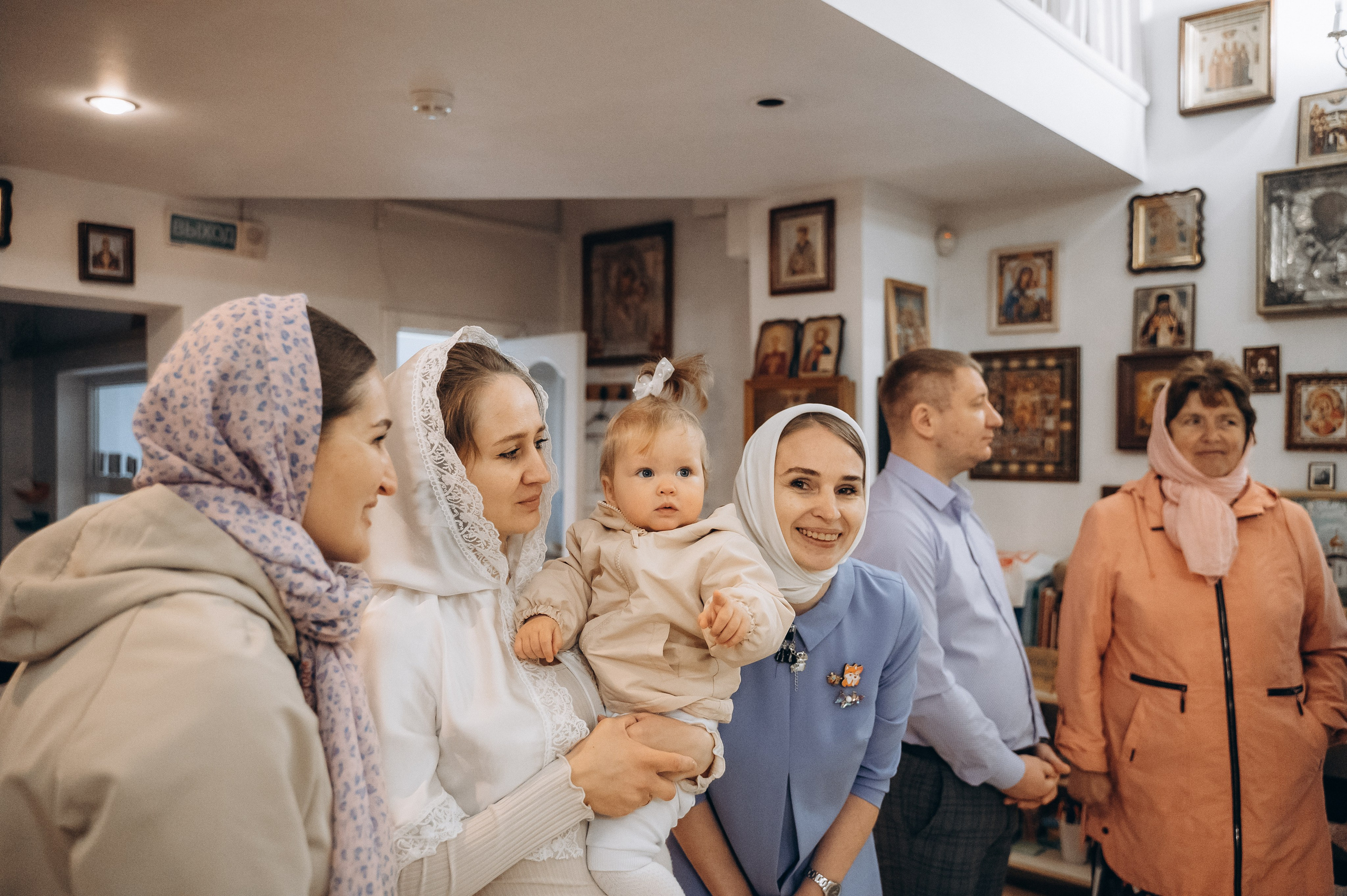 Крещение Таисии (Церковь Рождества Иоанна Крестителя). Семейный фотограф в Минске Дарья Дреко