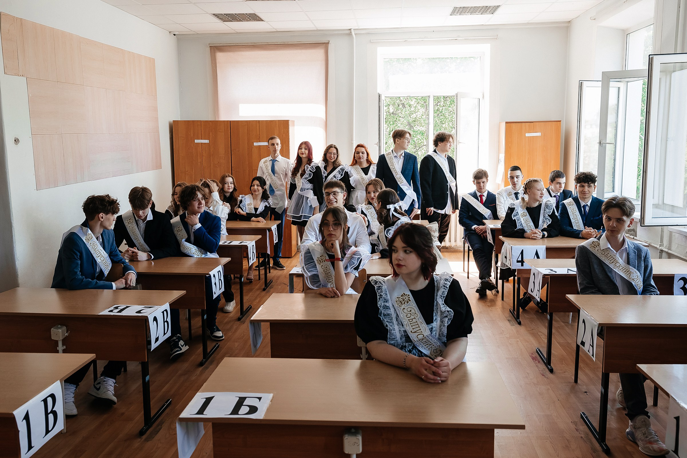 Последний звонок СОШ № 12. Семейный и свадебный фотограф в Москве Леванова Александра
