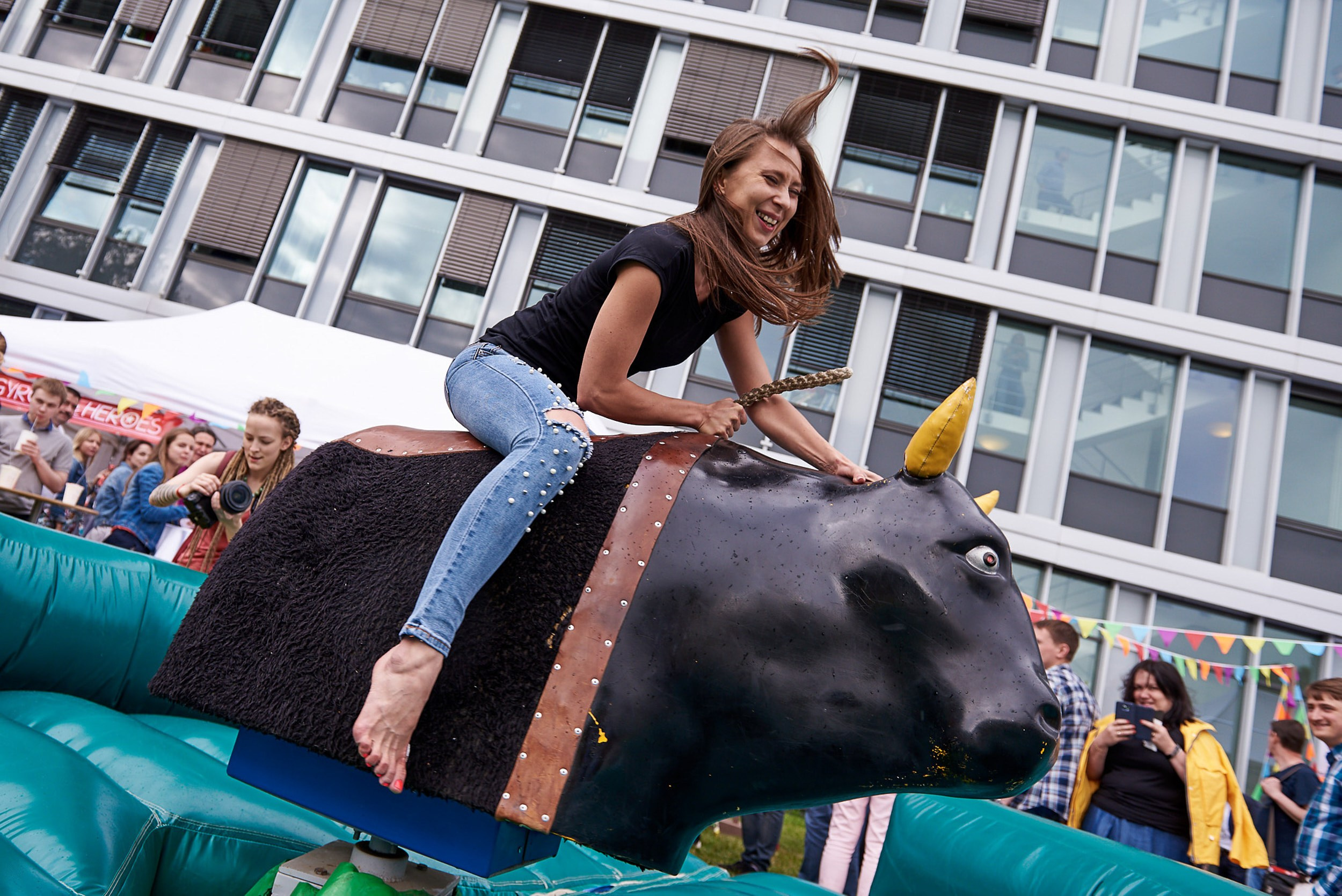 Фотосъемка корпоративов и корпоративных мероприятий — Герман Лепёхин. Герман Лепёхин коммерческий фотограф в Москве: репортаж, портреты, интерьеры, производство