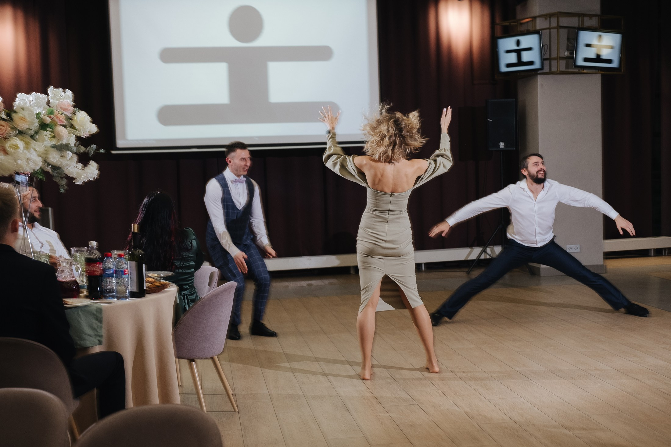 Свадебная фотосессия Москве — лучшие места, стиль, образы, красивые кадры, эмоции. Свадебный фотограф в Екатеринбурге — заказ профессиональной фотосесии, все виды фотосъемки