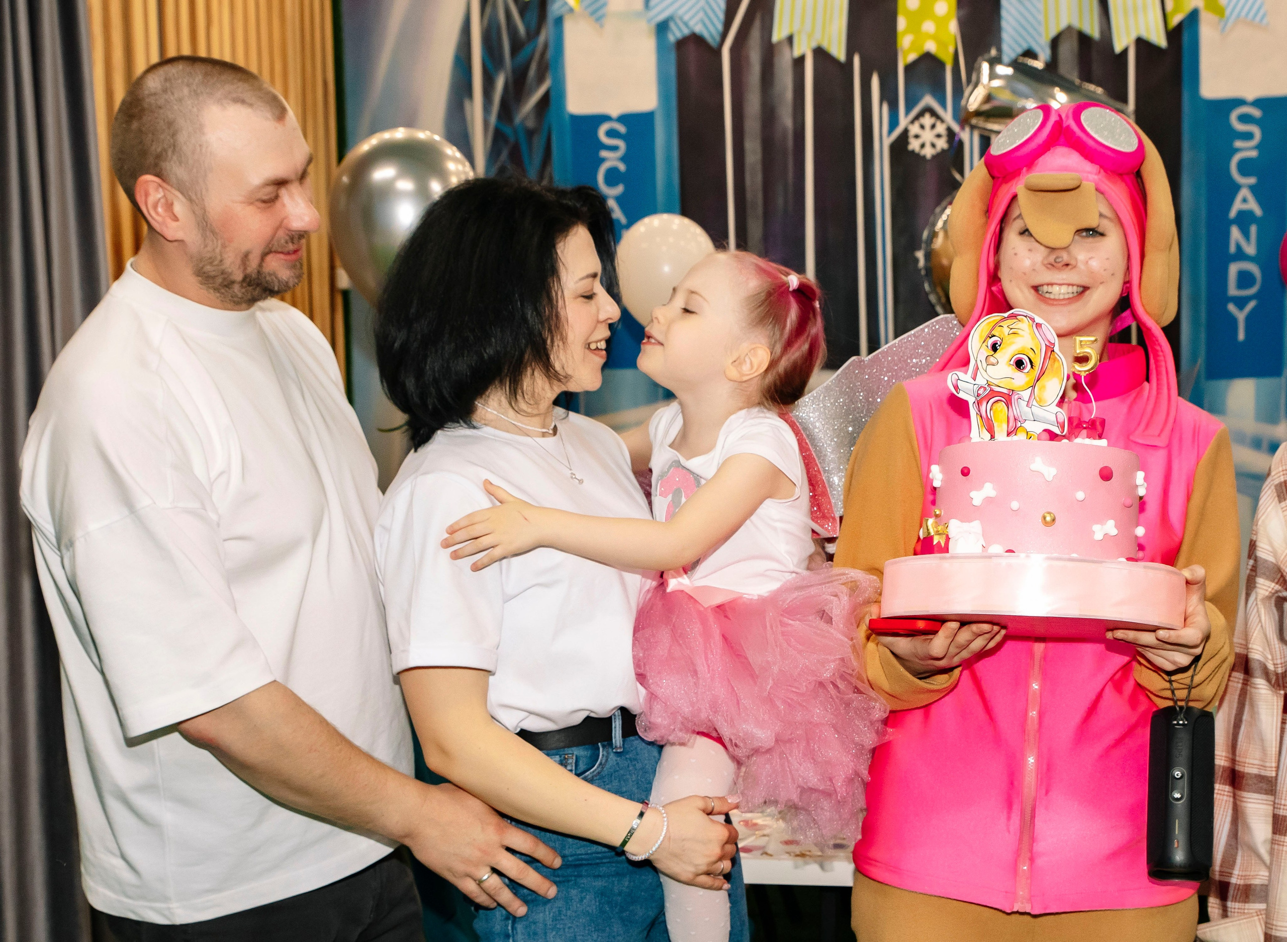 С Днем рождения, Маруся! 5 лет ♥. Профессиональный фотограф в Москве | Заказать фотосессию и съемку