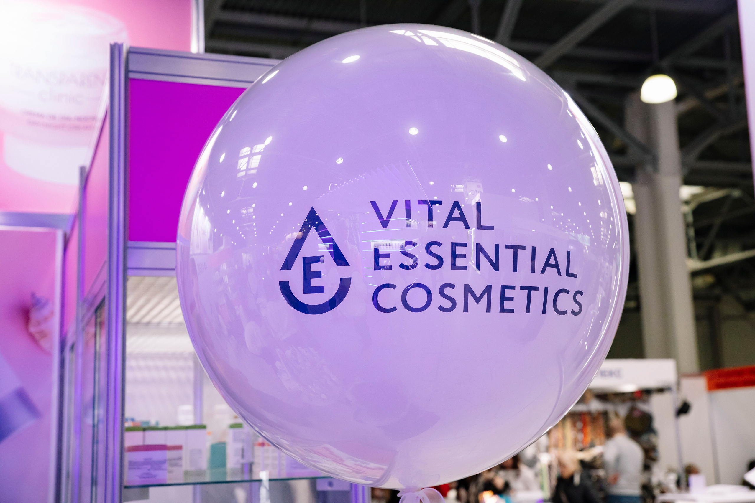 Выставка BEAUNITY by InterCHARM 2026. Профессиональный фотограф в Москве | Заказать фотосессию и съемку