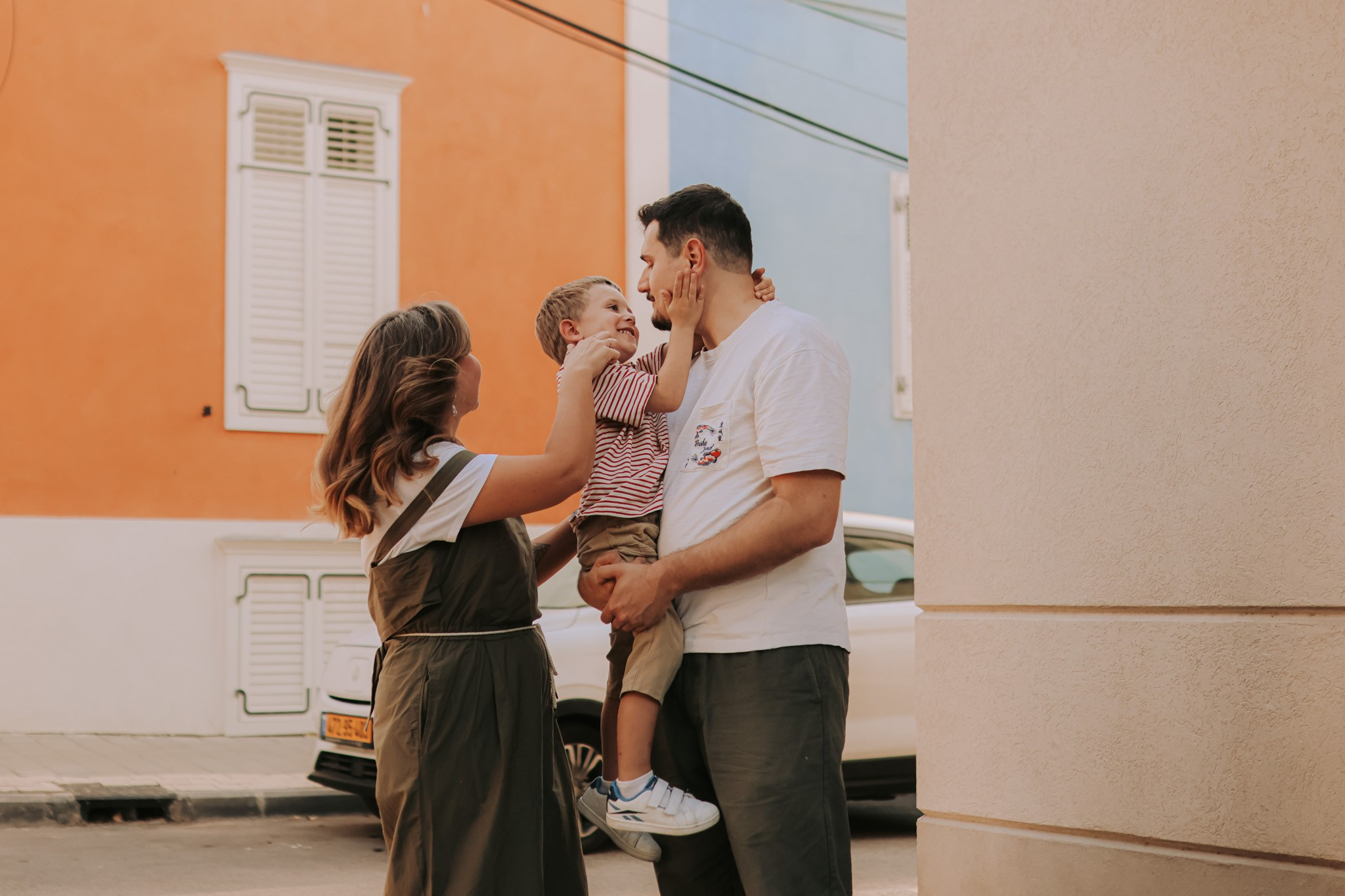 Nata, Misha and Mark, Tel Aviv | November 2025. Photographer in Israel Alice Milchin