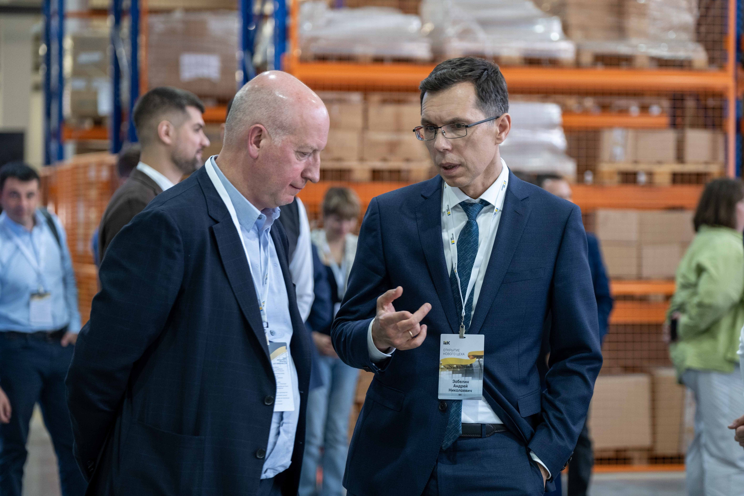 IEK — торжественное открытие производственного цеха. Фото тур