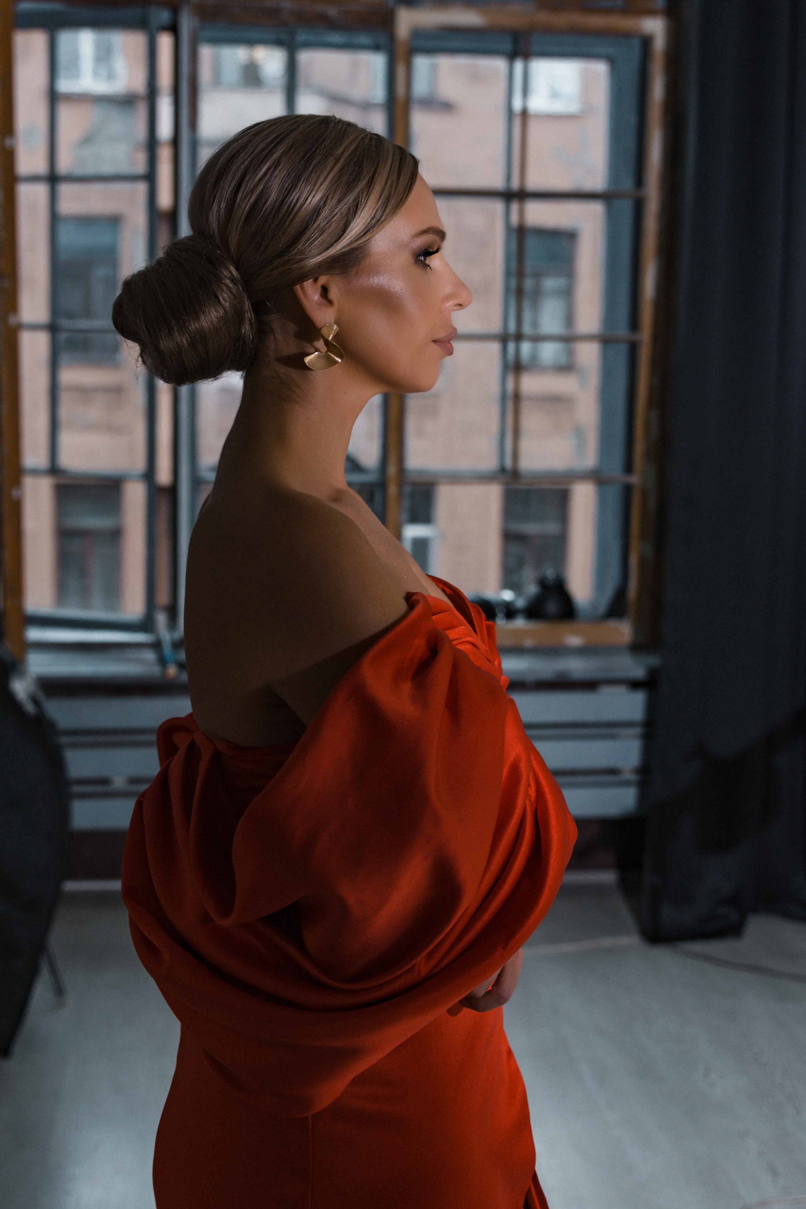 Фэшн-съёмка участниц Миссис Бизнес Гатчина 2023. Портретный фотограф в Санкт-Петербурге Дмитриева Наталия