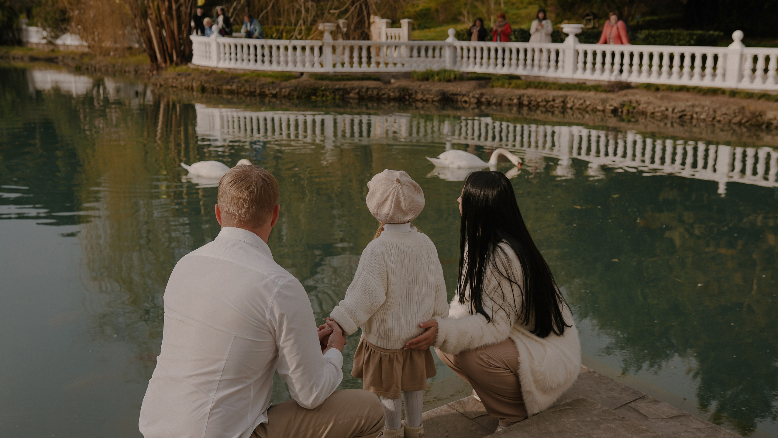 ЦВЕТЕНИЕ. Милана Довгаль - семейный фотограф и видеограф  в Адлере и Сочи