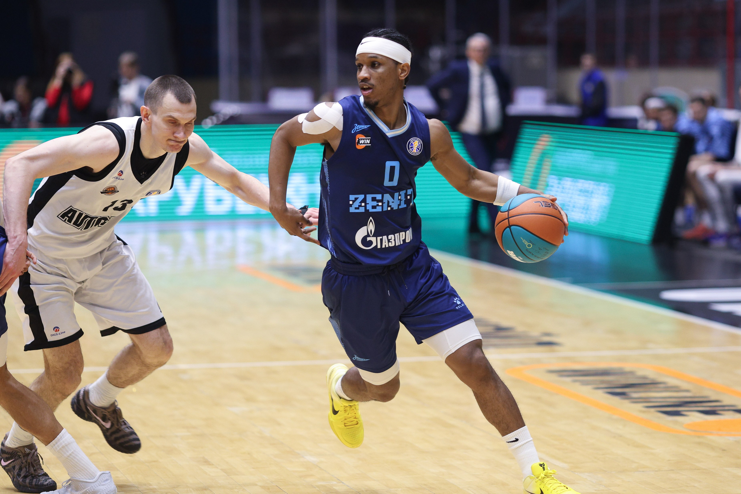 Автодор — Зенит 64-95. Фотограф Дмитрий Алексеев