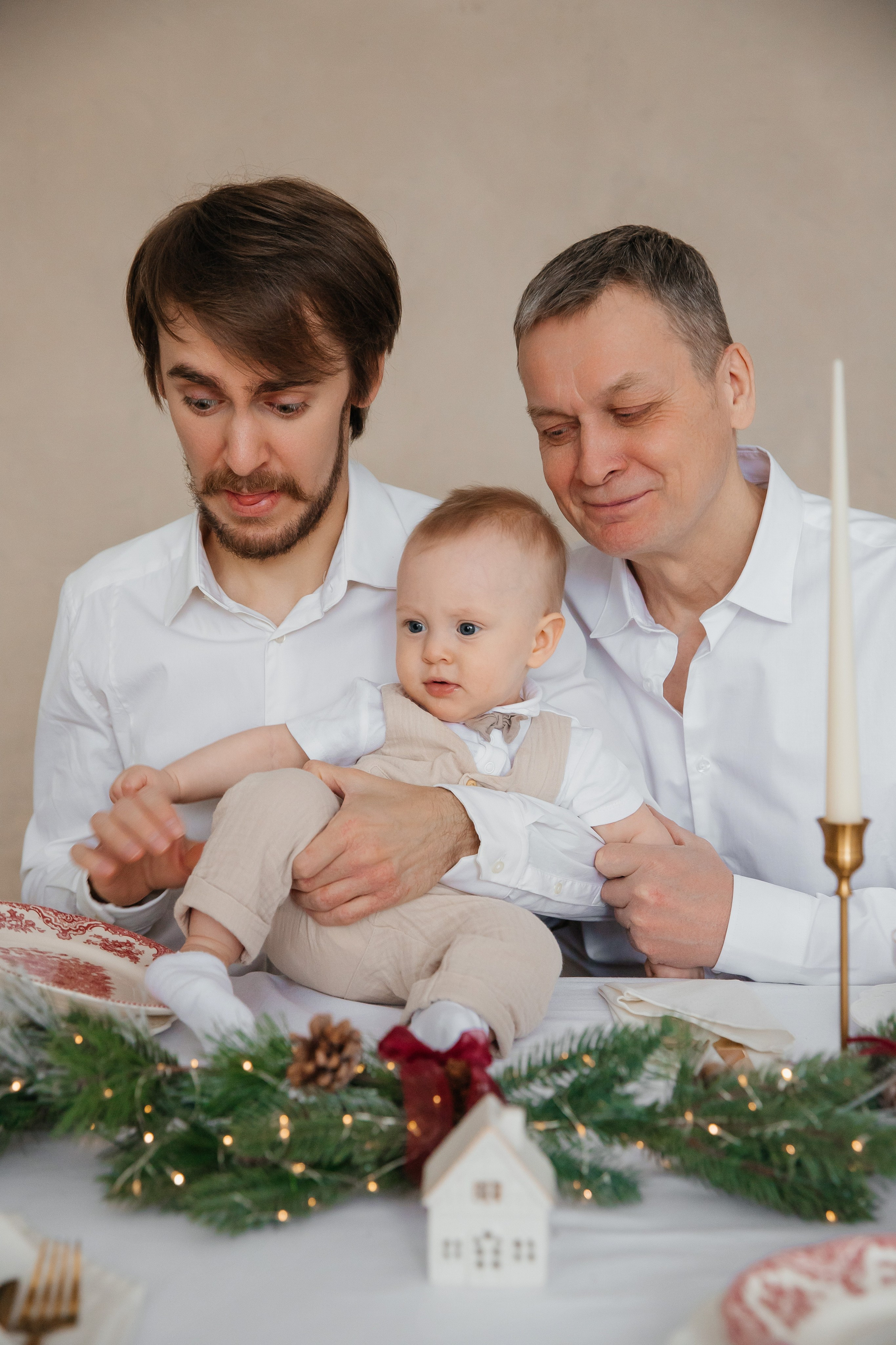 Новогодняя (мама, папа, сын и дедушка). Фотограф текстиля в Москве Ольга Иванова