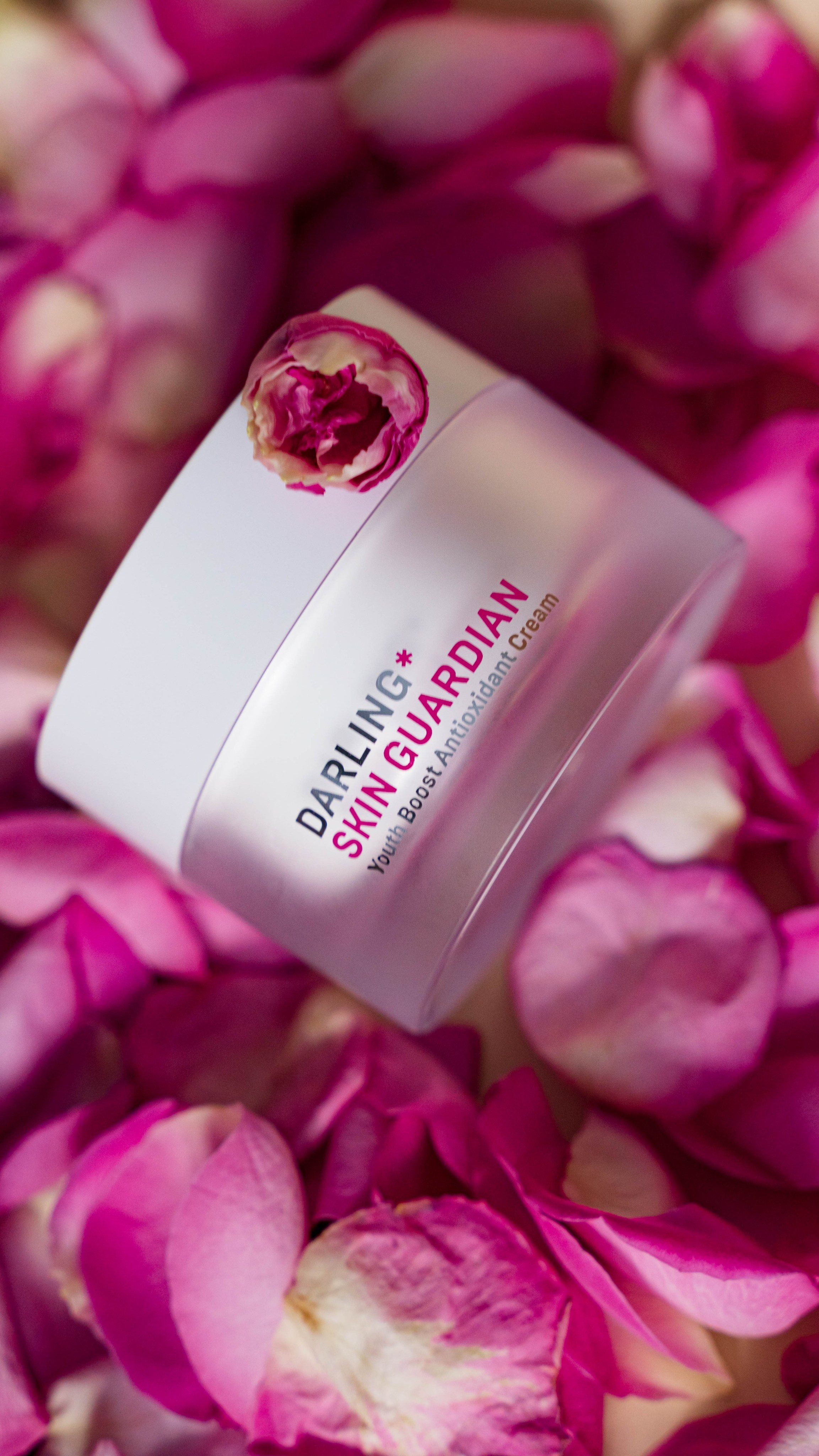 Уходовая косметика. Предметный фотограф Санкт-Петербург