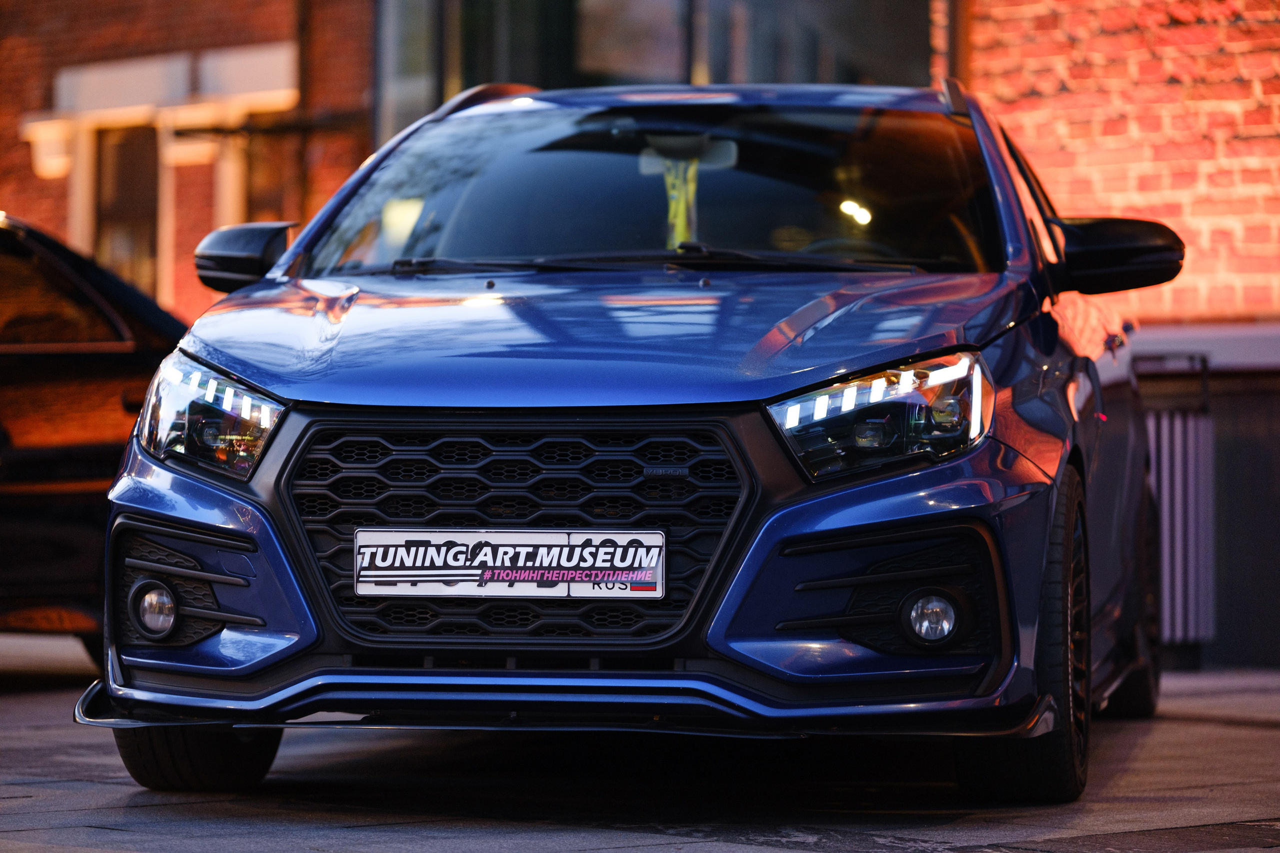 Тюнинг-Арт Музей 2024 автомобильный фотограф Антон Медведев icoguar фотосъемка автомобилей