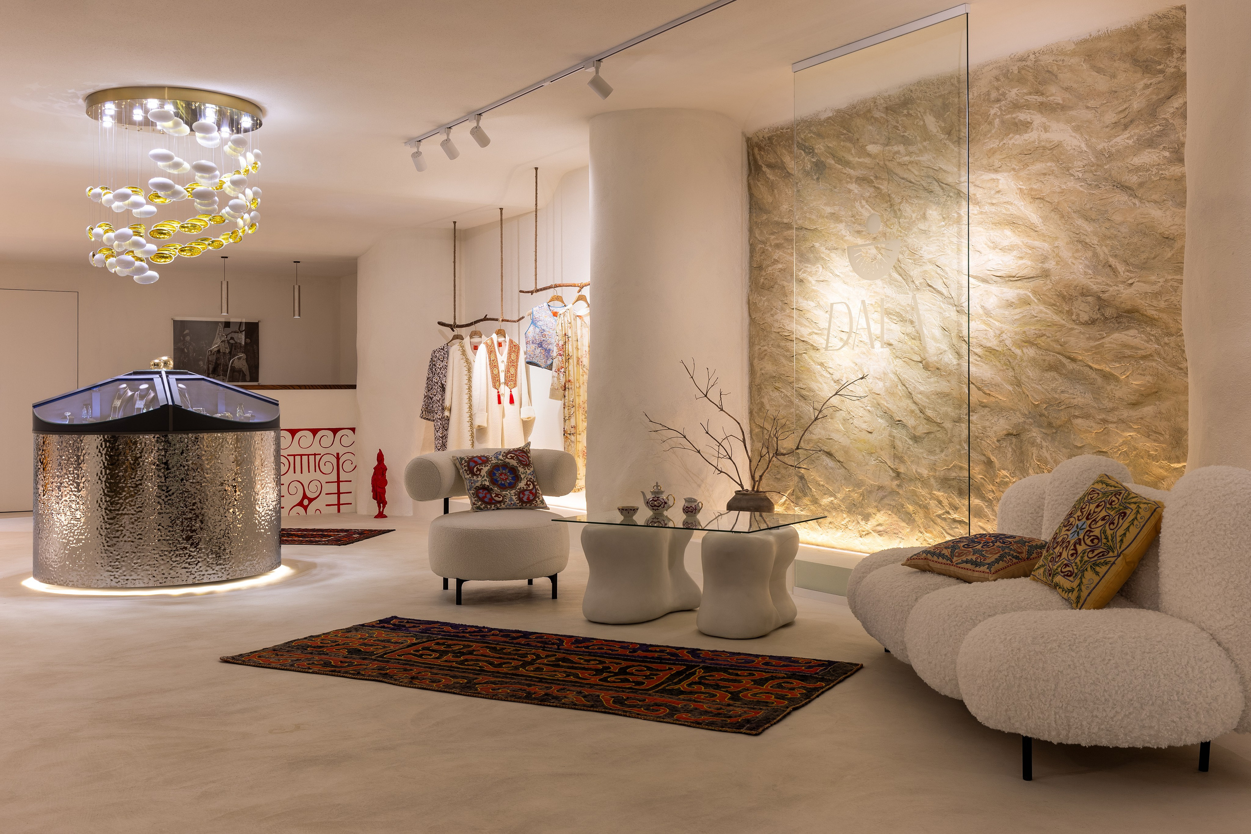 Интерьерная фотосъёмка бутика «Dala» в Астане. Roman Yakunin — interior photographer in Almaty, Kazakhstan