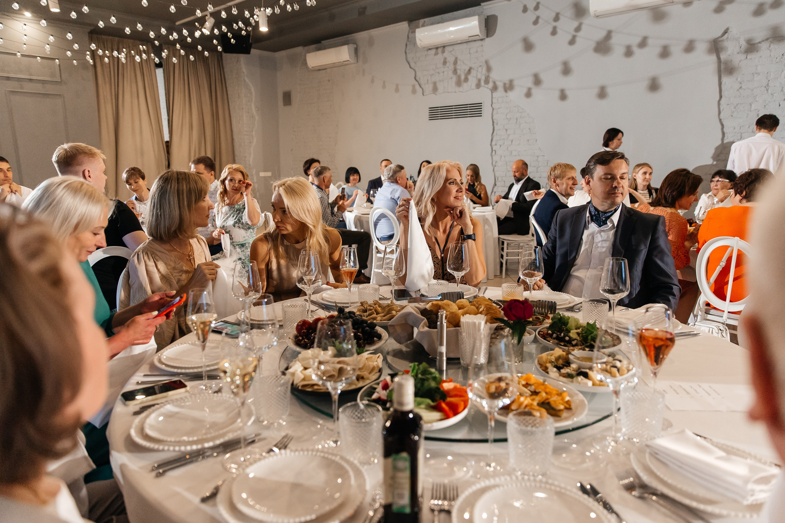 2023-06-23 Выпускной МБОУ СОШ № 10. Фотограф в Красноярске