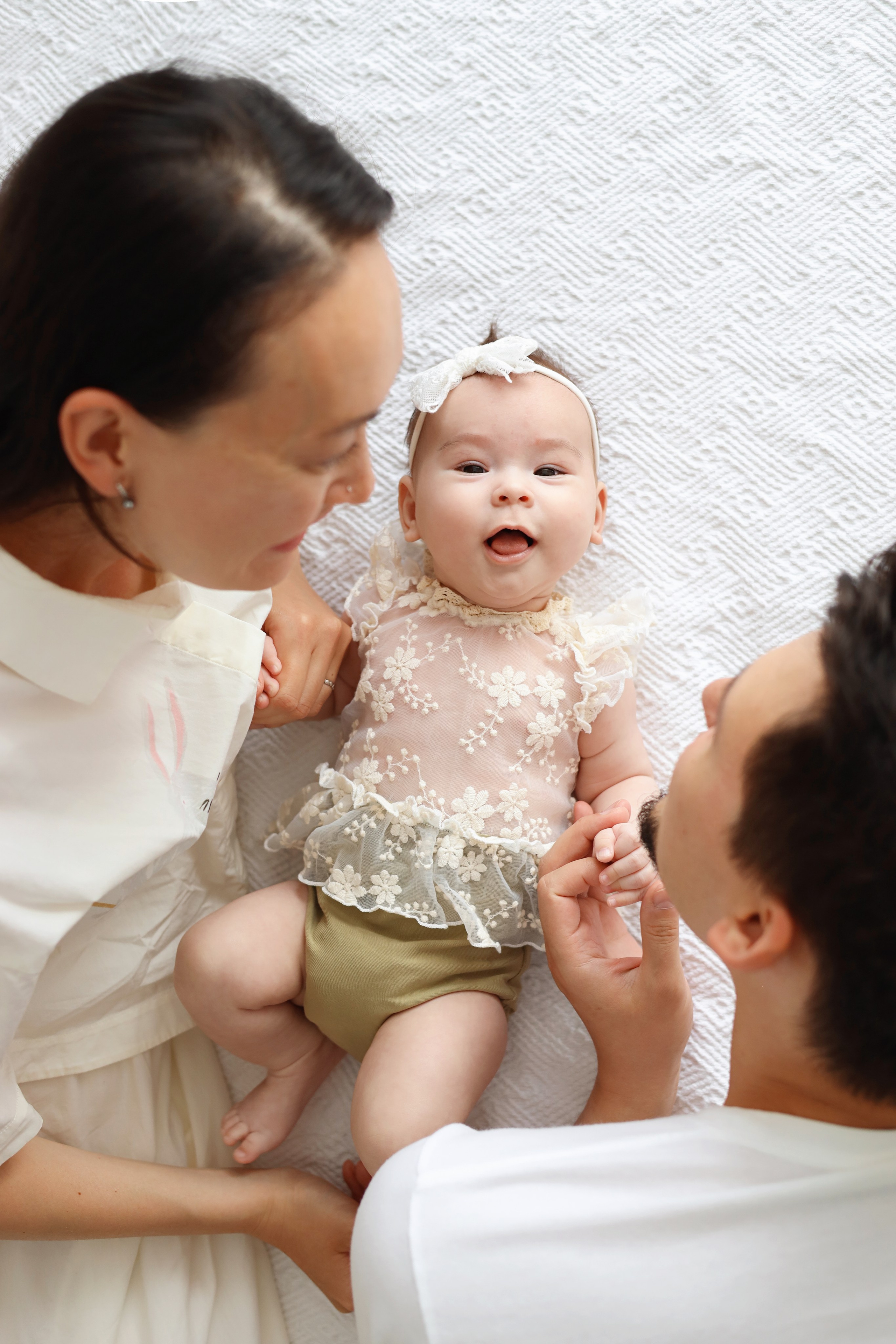 Фотосессия Василисы в студии в Бутово. Фотограф новорожденных Москва. Ньюборн фотограф Москва