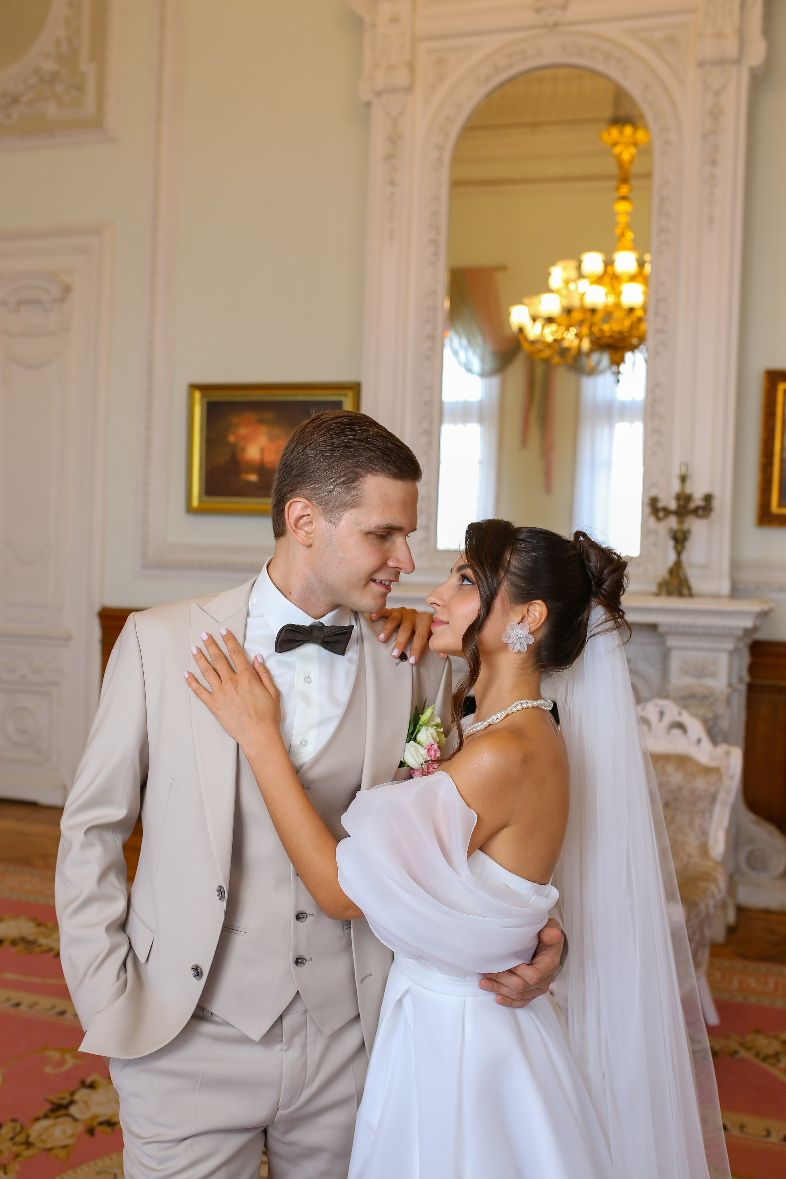Классические кадры, во Дворце бракосочетания. Свадебный и Репортажный фотограф в Санкт-Петербурге