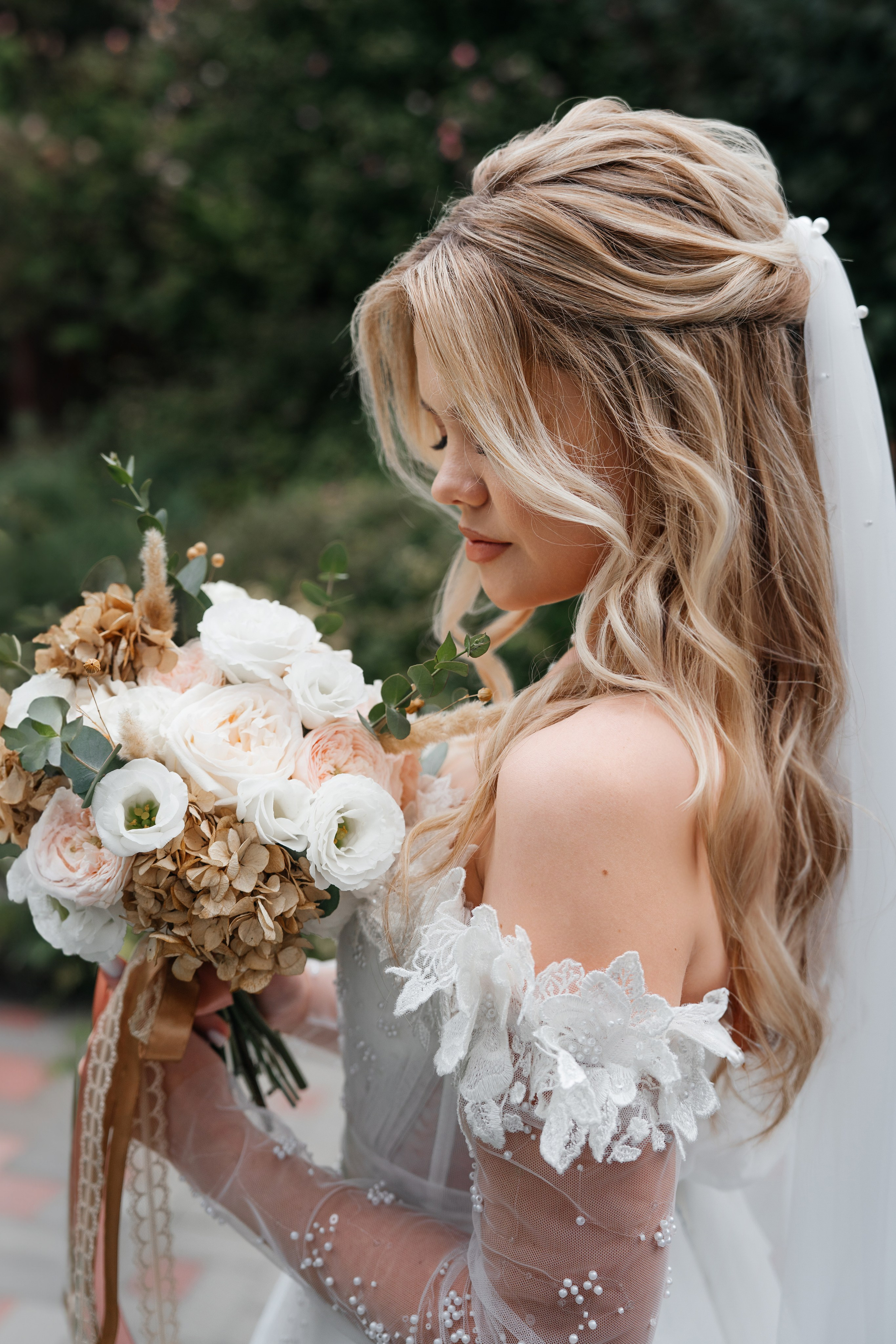 Свадебная прогулка в Теплице Власенко. Свадебный и семейный фотограф Надежда Соловьева