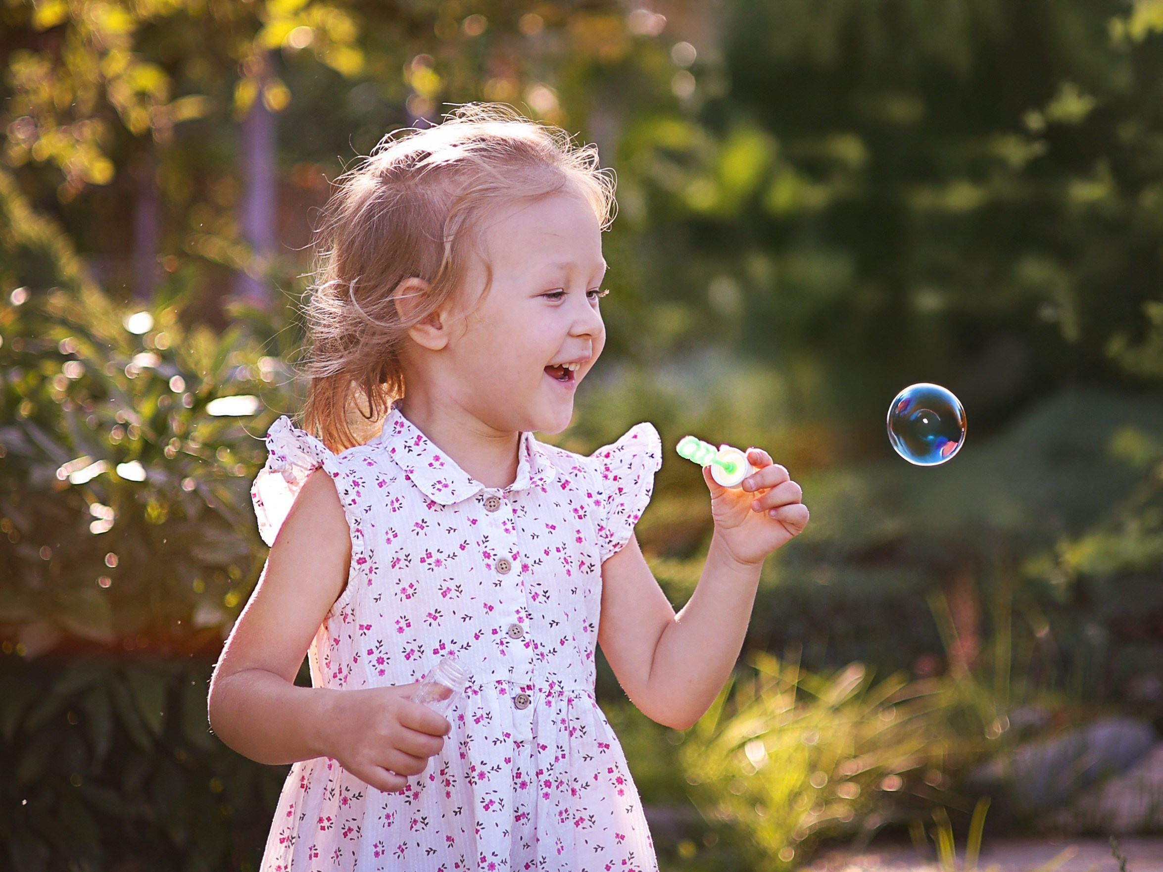 Приключения на даче маленькой Даши. Женский и детский фотограф в Саратове Ольга Зиброва