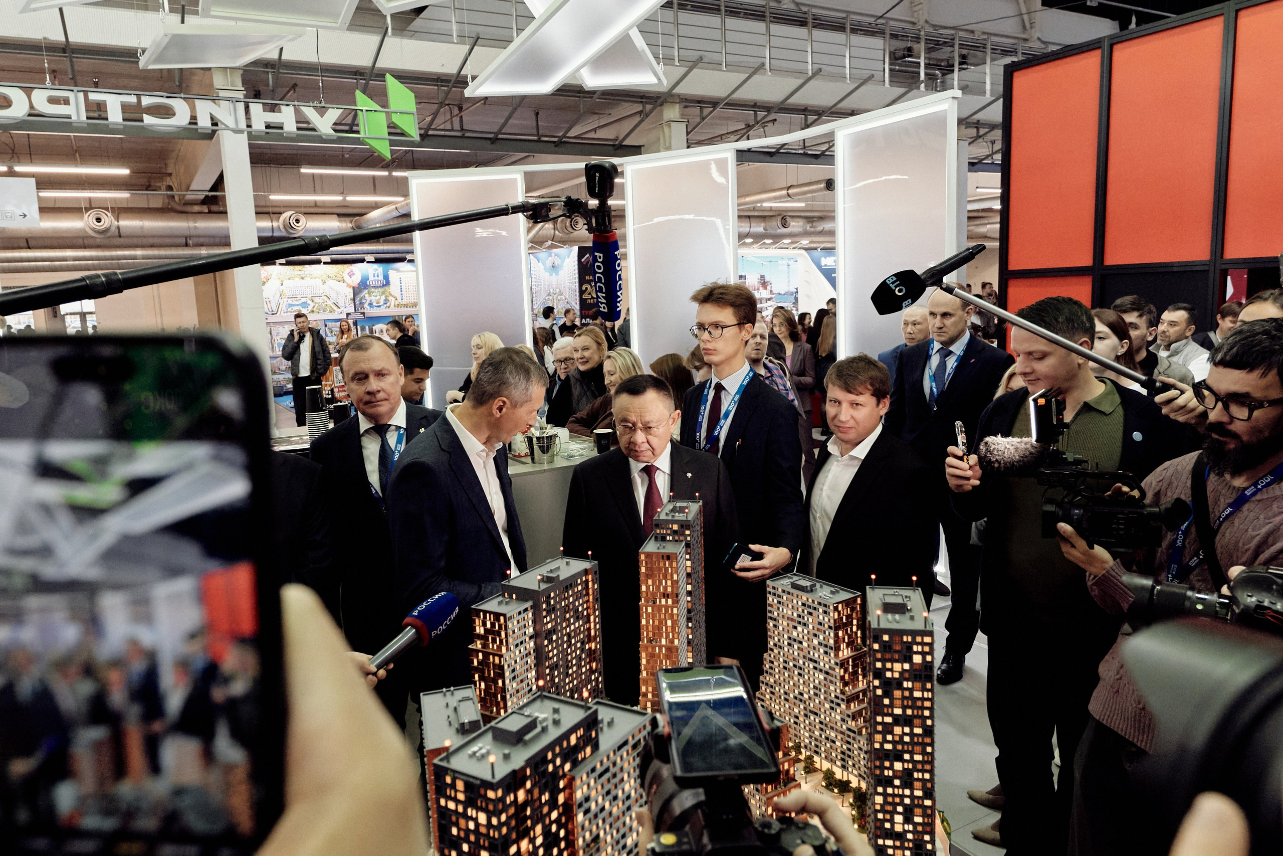 Бизнес-репортаж. Sasha Lapin