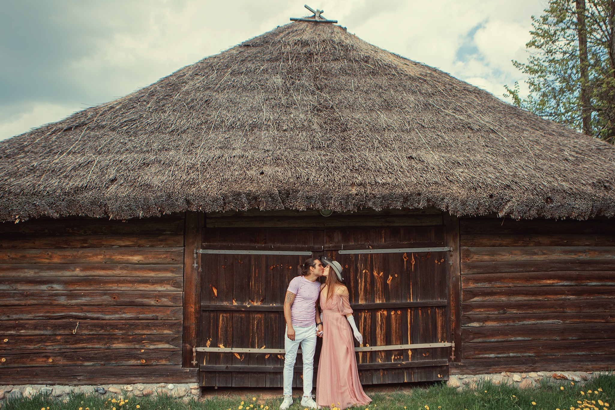 Фотосессия в Барановичах Александра и Кристины, апрель 2024. Свадебный фотограф в Барановичах Вячеслав Шах-Гусейнов, фотошкола