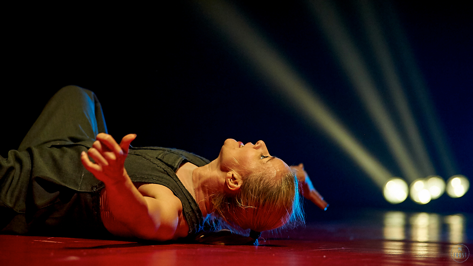 НЕСИНХРОННО. Челябинский театр современного танца. Фотографии отовсюду и обо всем