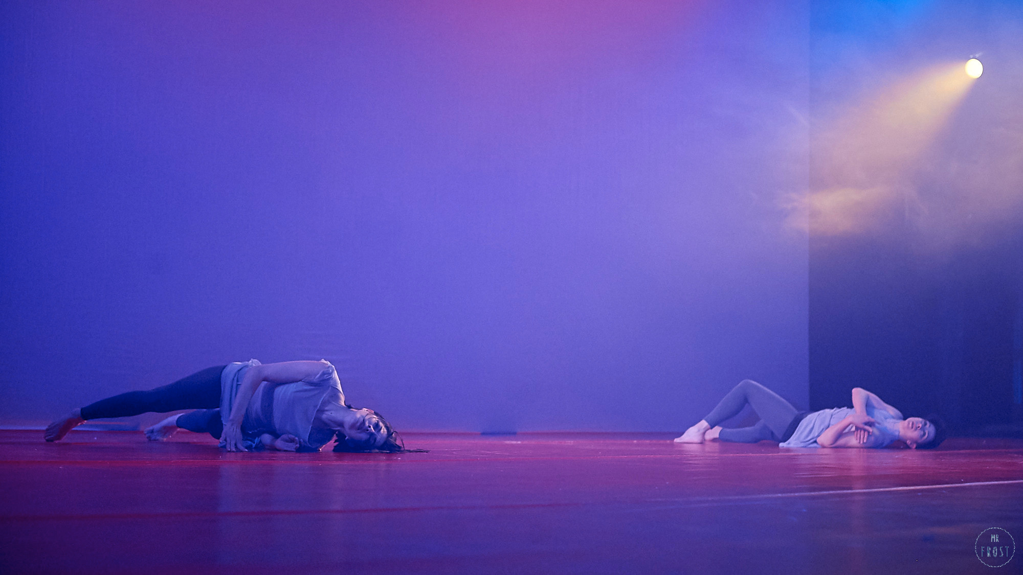 НЕСИНХРОННО. Челябинский театр современного танца. Фотографии отовсюду и обо всем