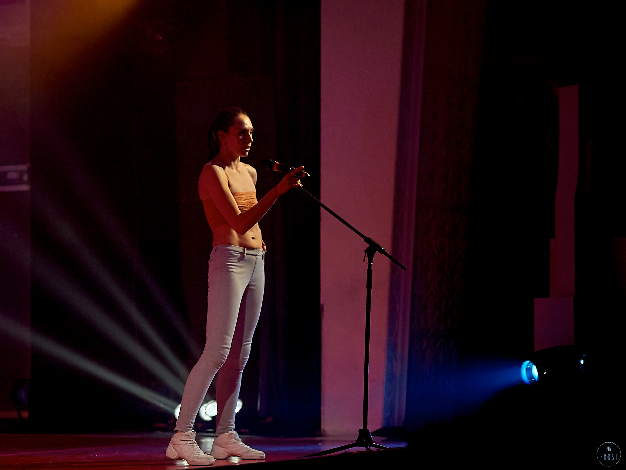 НЕСИНХРОННО. Челябинский театр современного танца. Фотографии отовсюду и обо всем