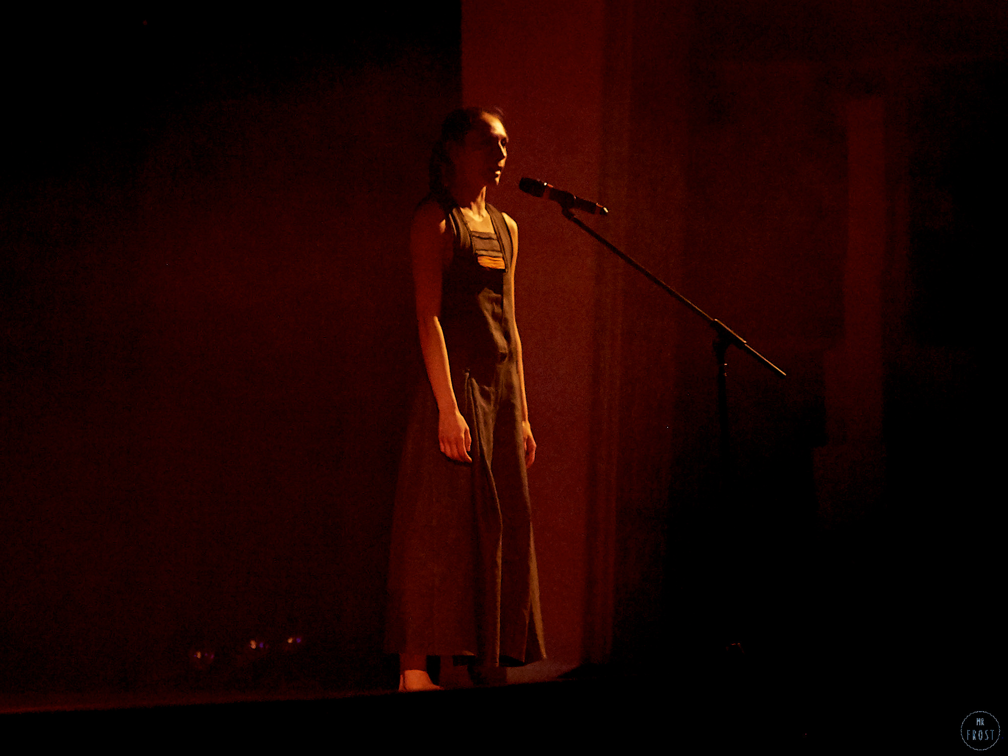 НЕСИНХРОННО. Челябинский театр современного танца. Фотографии отовсюду и обо всем