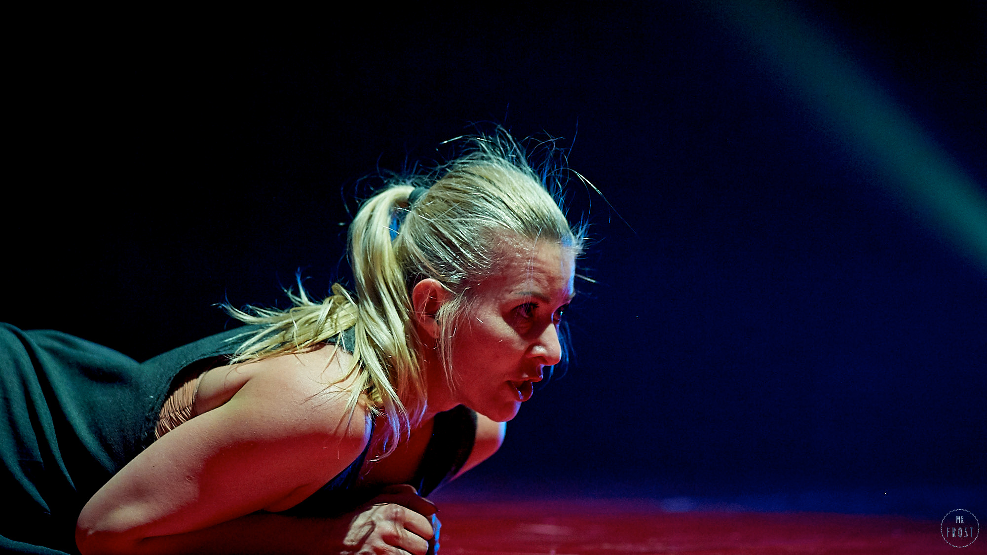 НЕСИНХРОННО. Челябинский театр современного танца. Фотографии отовсюду и обо всем